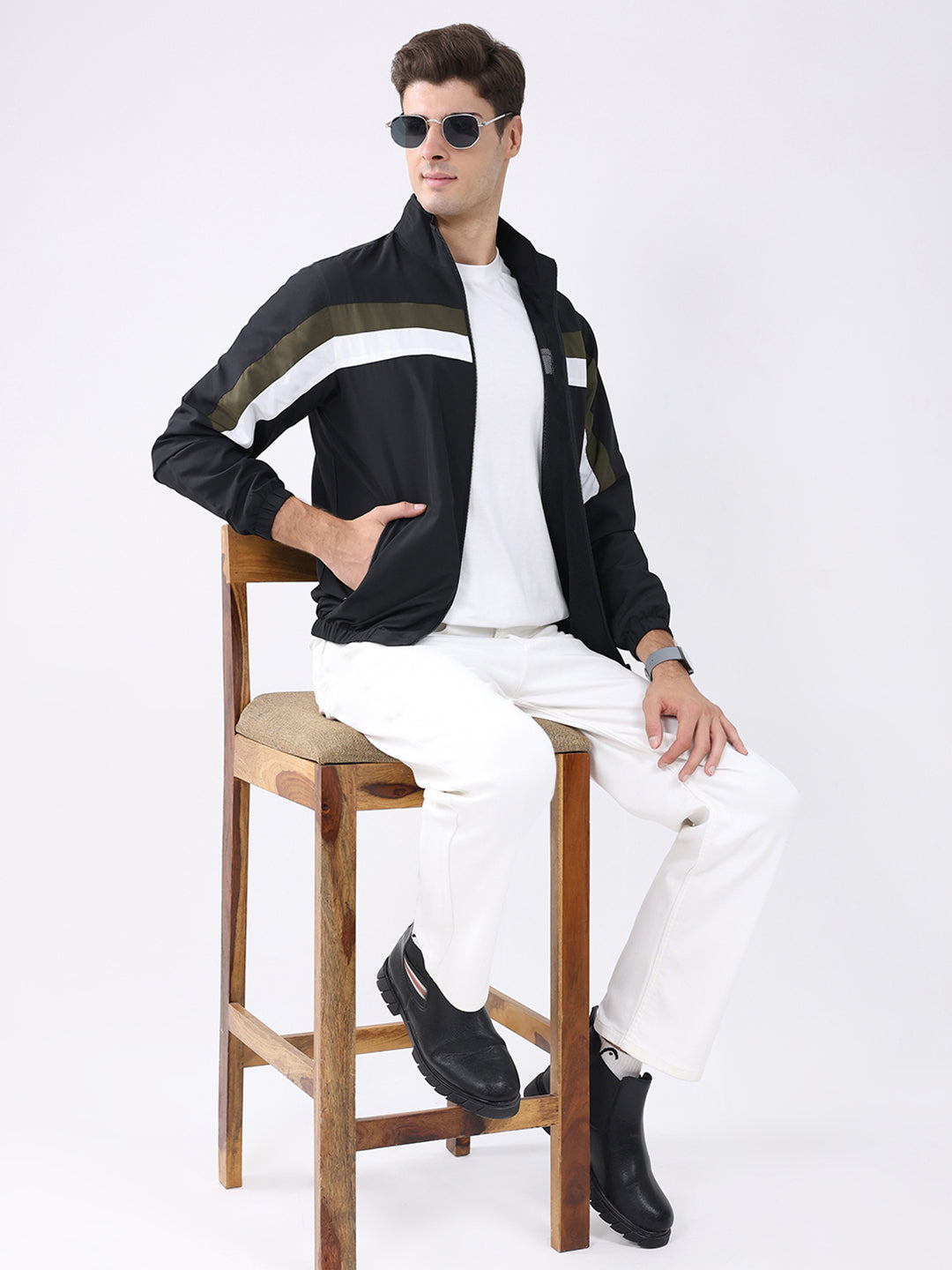 Men Black Stripe Stand Collar Full Sleeve Jacket