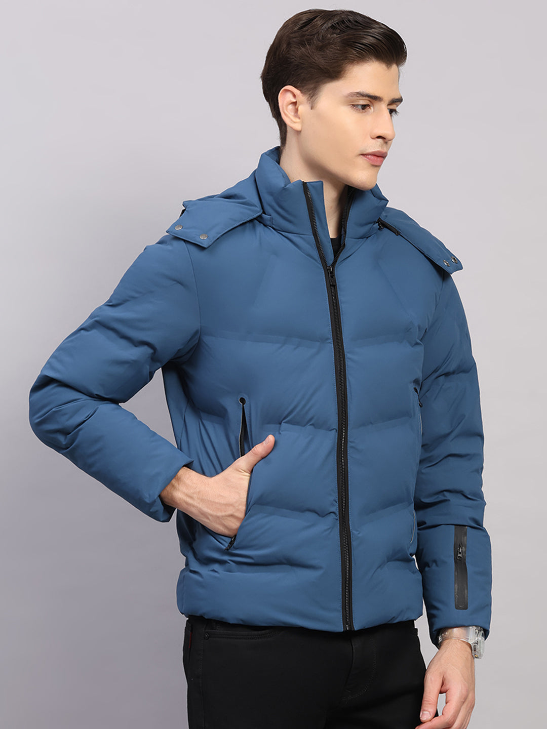 Luxuria Men Blue Solid Hooded Full Sleeve Jacket