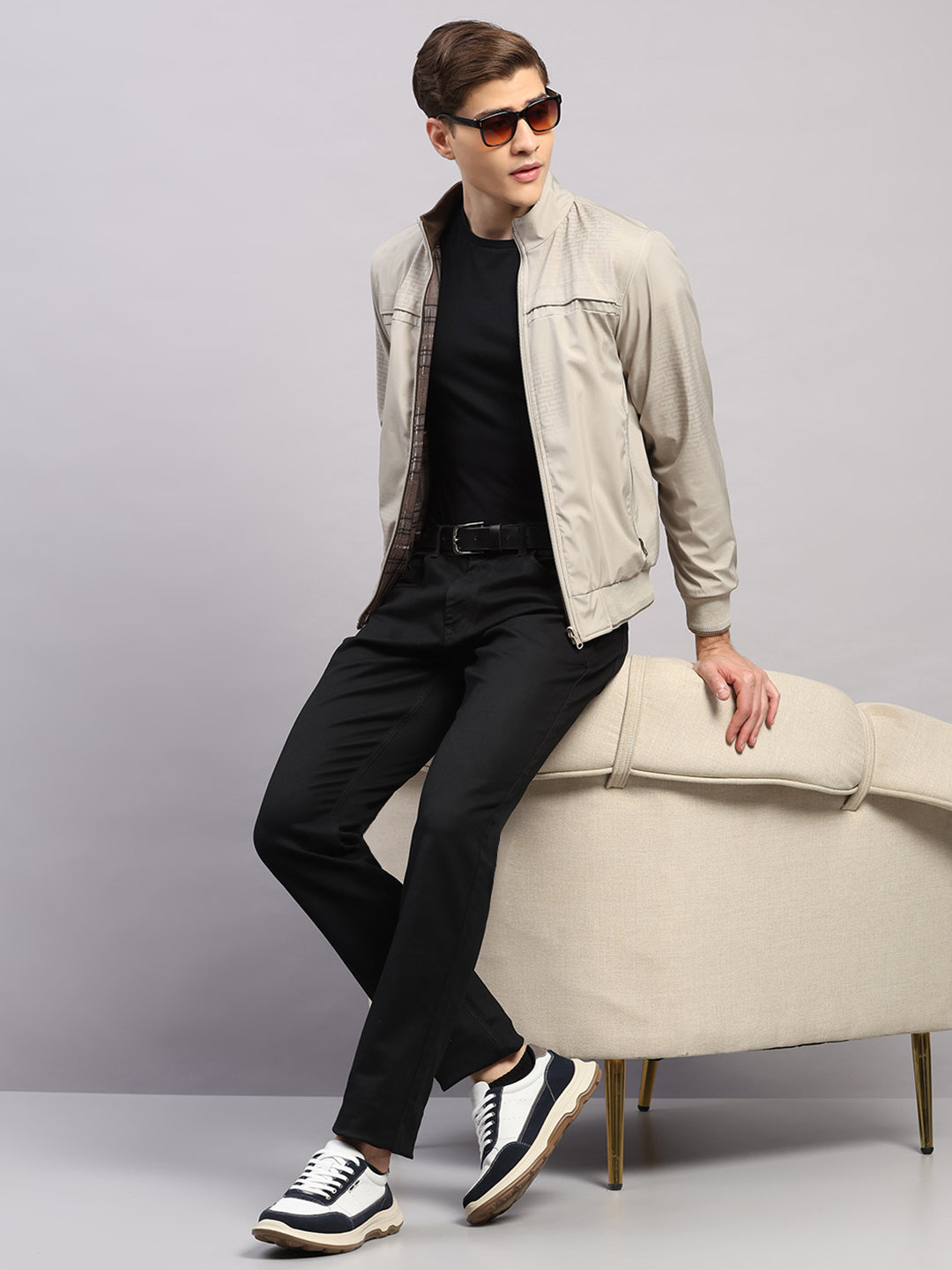 Luxuria Men Beige Solid Collar Full Sleeve Jacket