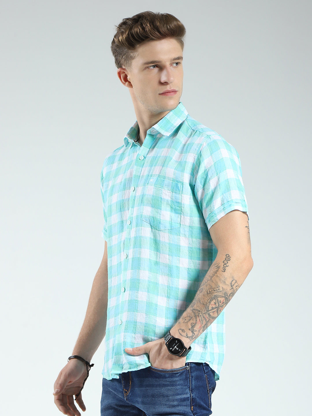 Men Green Check Collar Half Sleeve Shirt