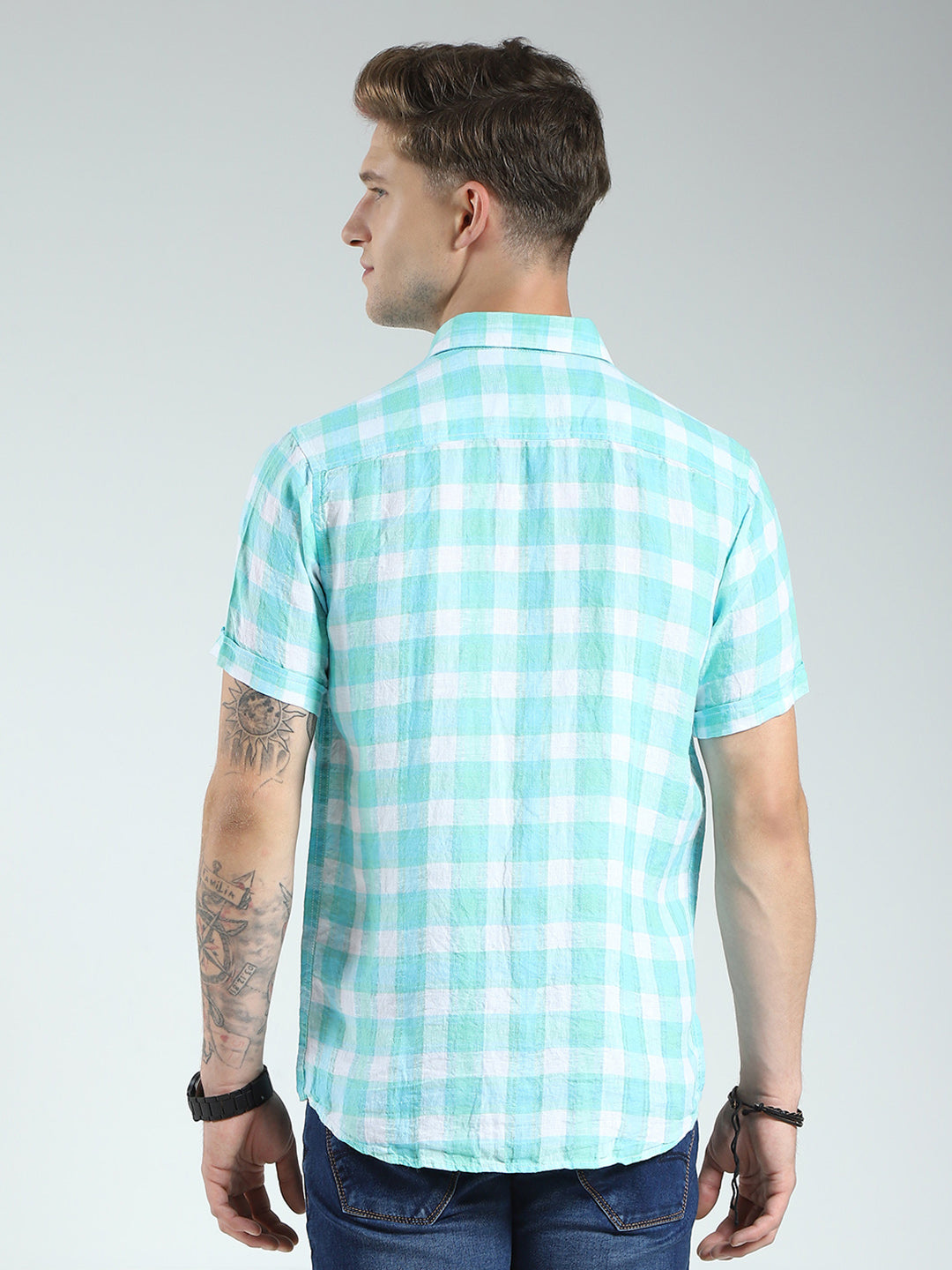 Men Green Check Collar Half Sleeve Shirt