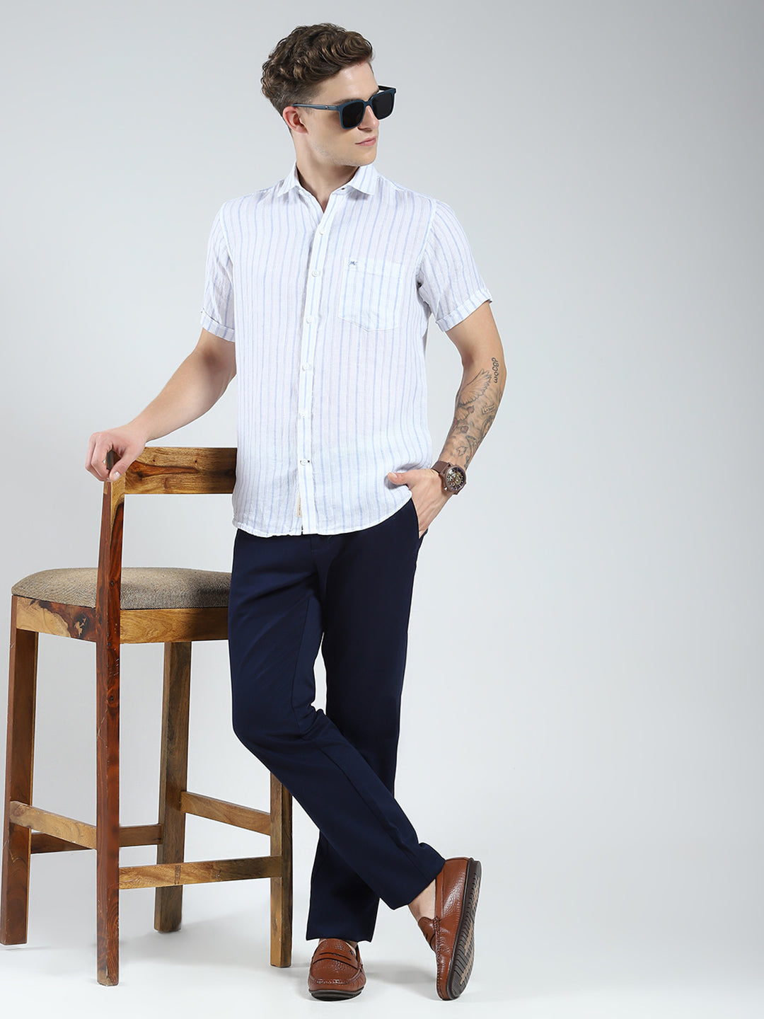 Men White Stripe Collar Half Sleeve Shirt