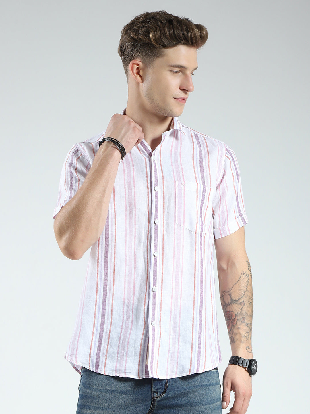 Men White Stripe Collar Half Sleeve Shirt