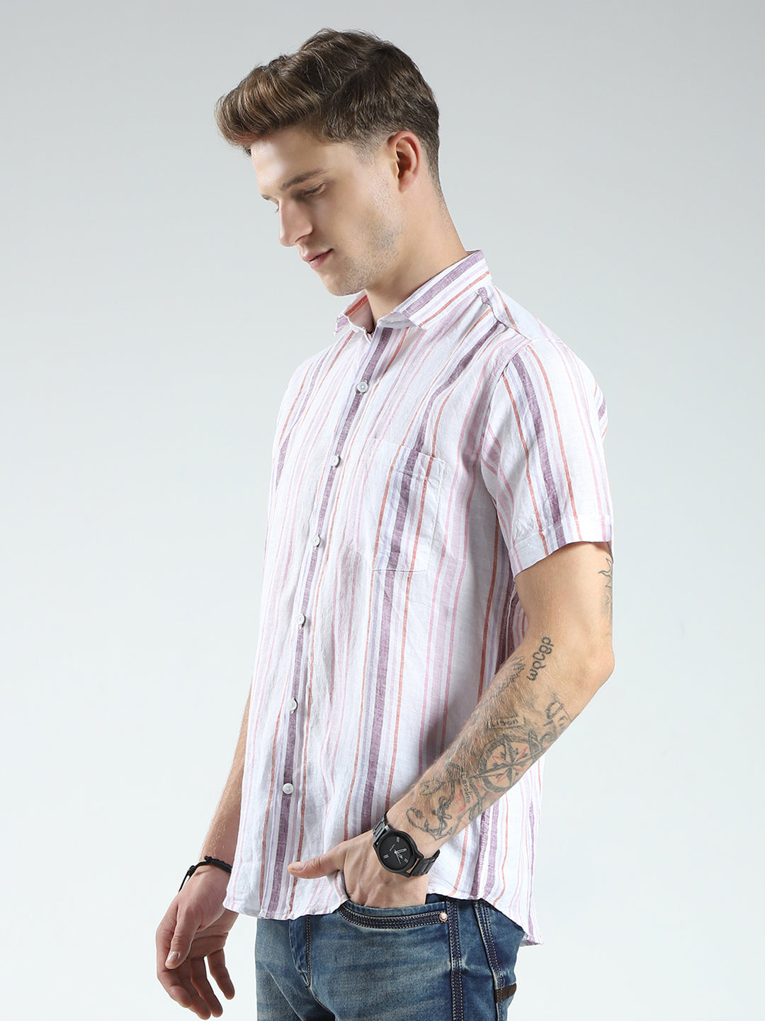 Men White Stripe Collar Half Sleeve Shirt
