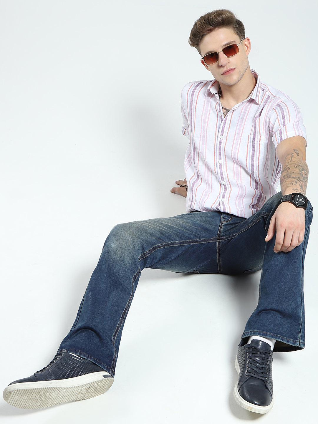 Men White Stripe Collar Half Sleeve Shirt