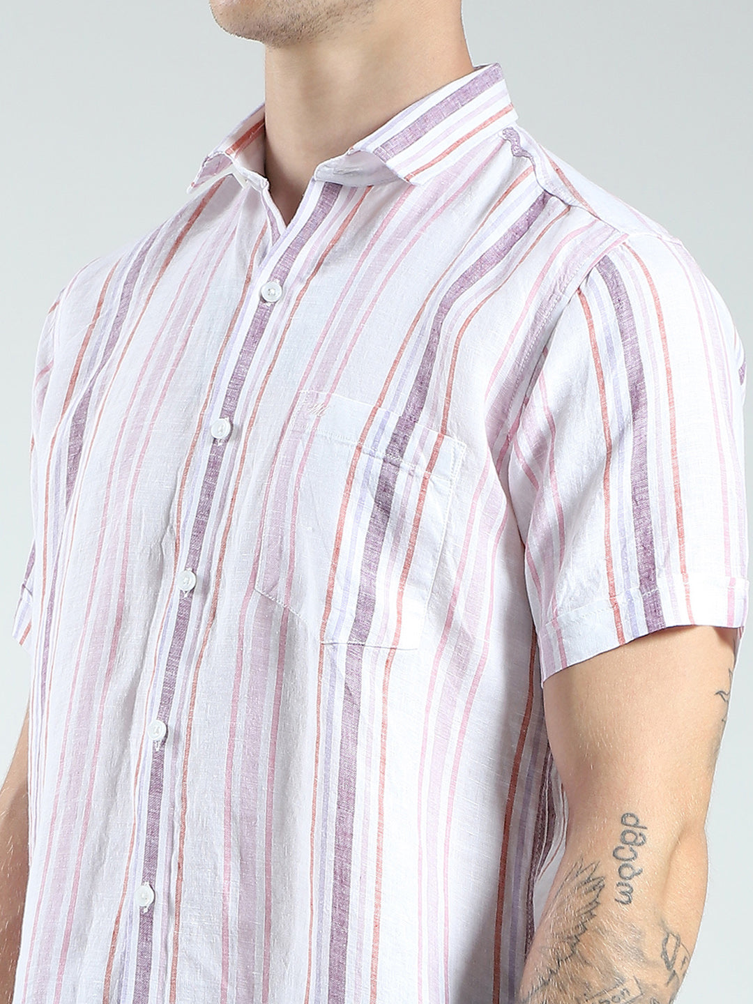 Men White Stripe Collar Half Sleeve Shirt