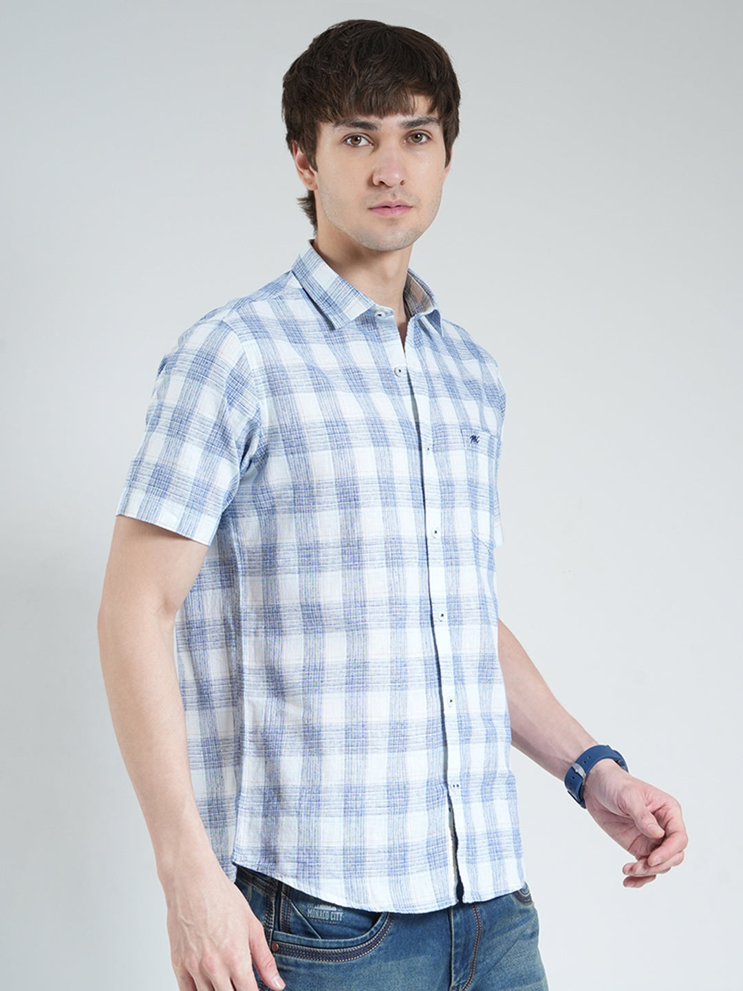Men Blue Check Collar Half Sleeve Shirt