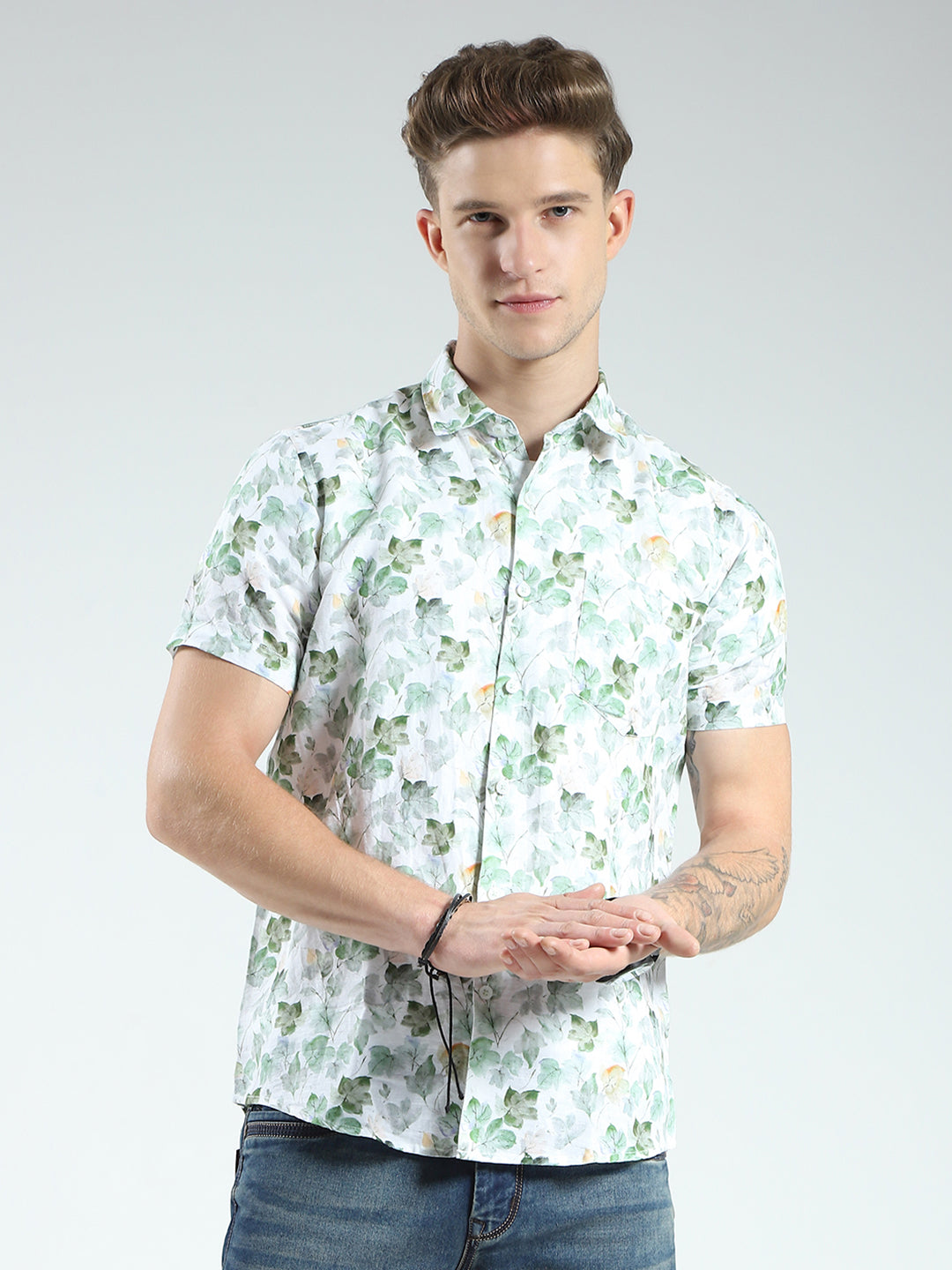 Men Green Printed Collar Half Sleeve Shirt
