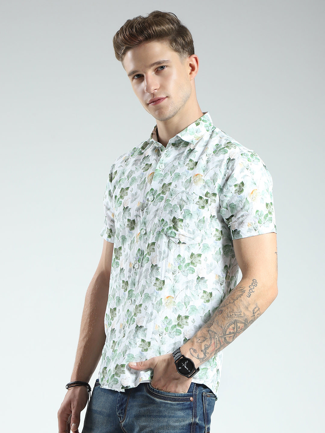Men Green Printed Collar Half Sleeve Shirt