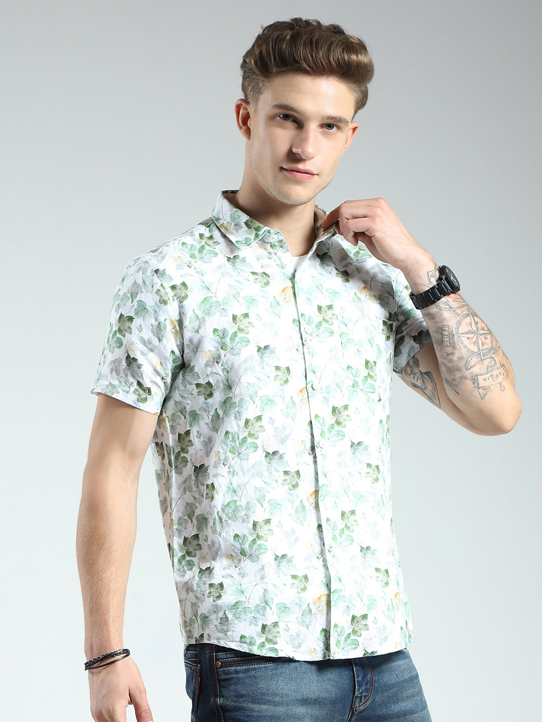 Men Green Printed Collar Half Sleeve Shirt