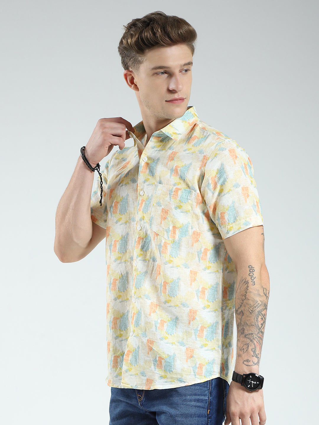 Men Yellow Printed Collar Half Sleeve Shirt