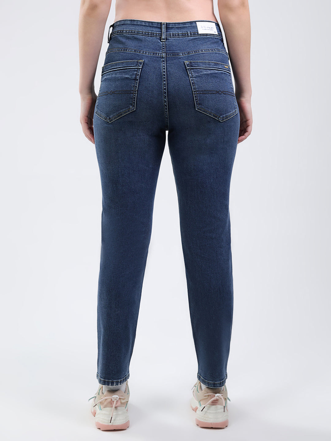 Women Blue Solid Straight Fit Denim
