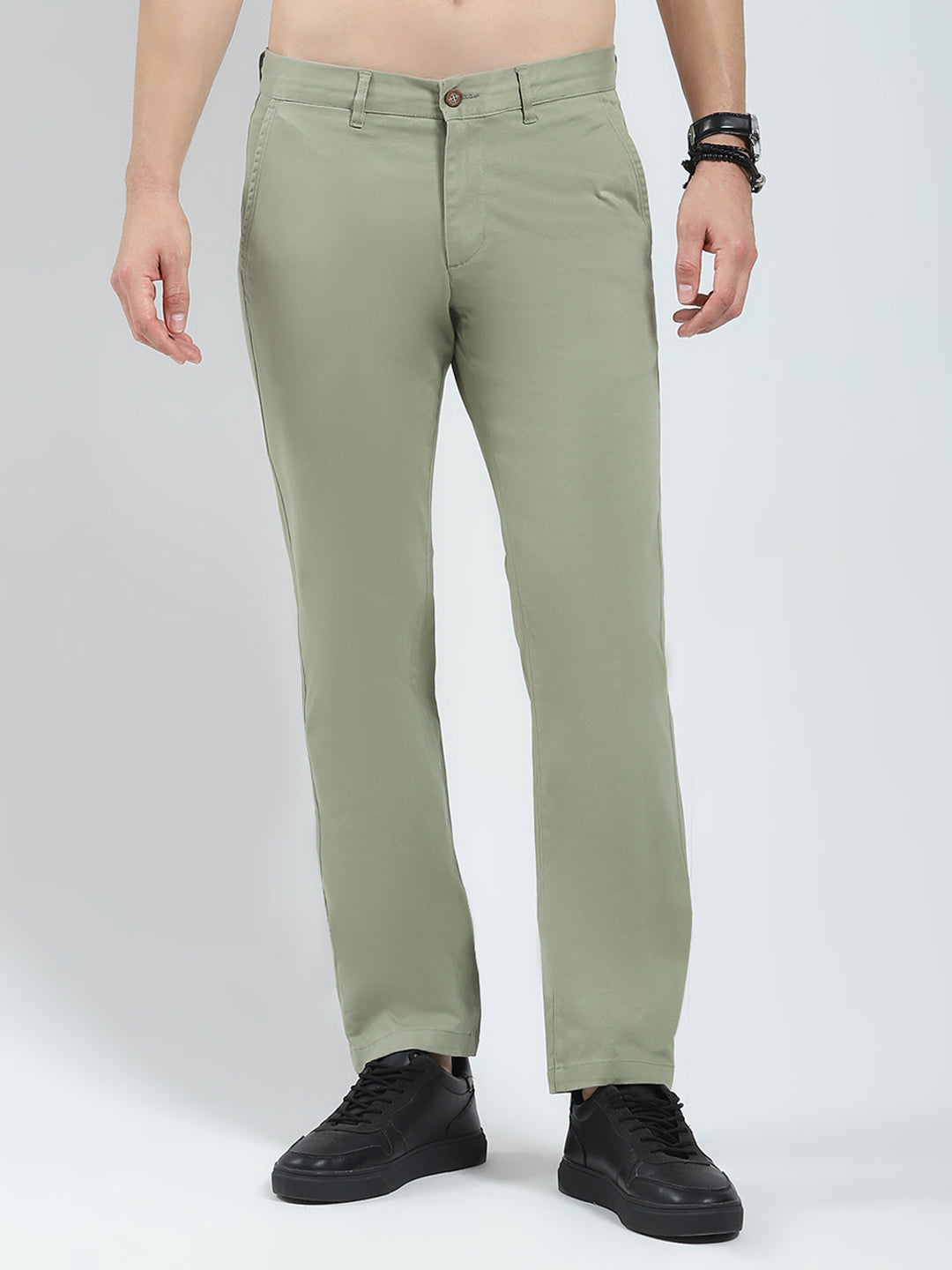 Men Green Solid Slim Fit Trouser