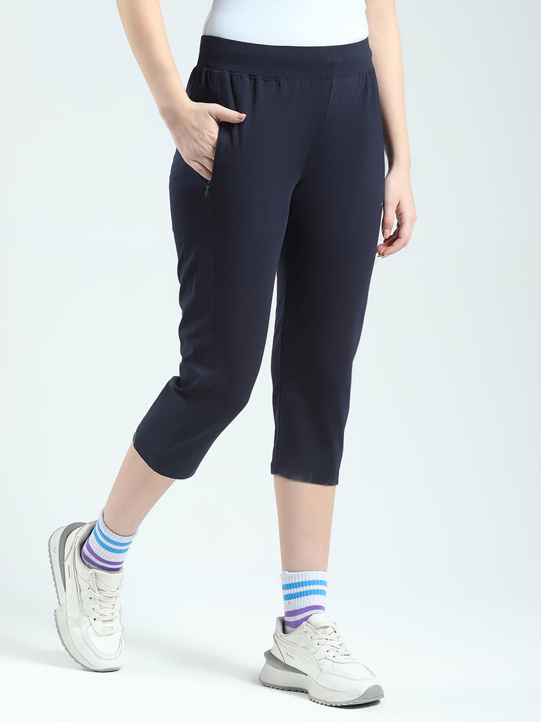 Women Navy Blue Solid Regular Fit Capri