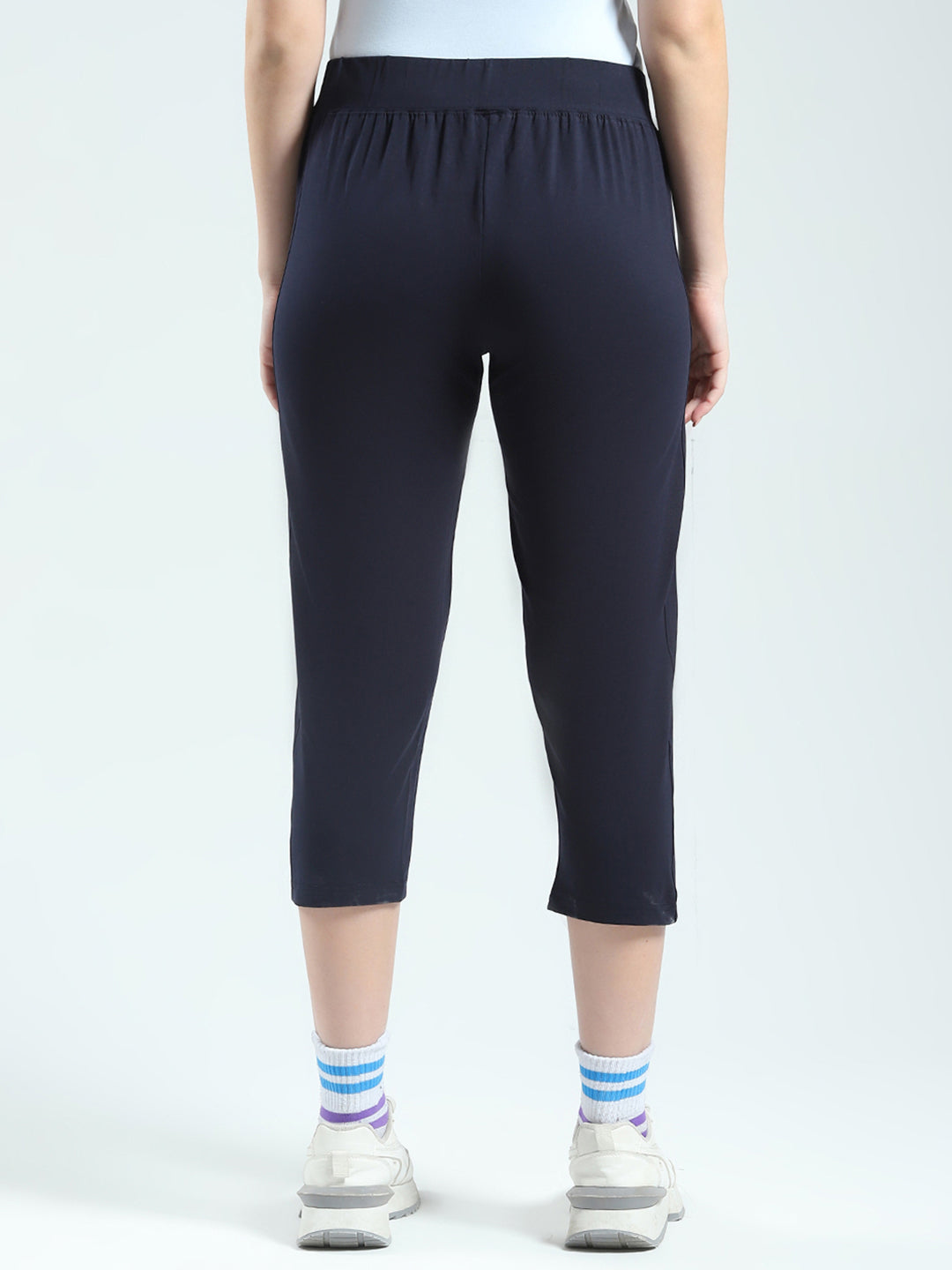 Women Navy Blue Solid Regular Fit Capri