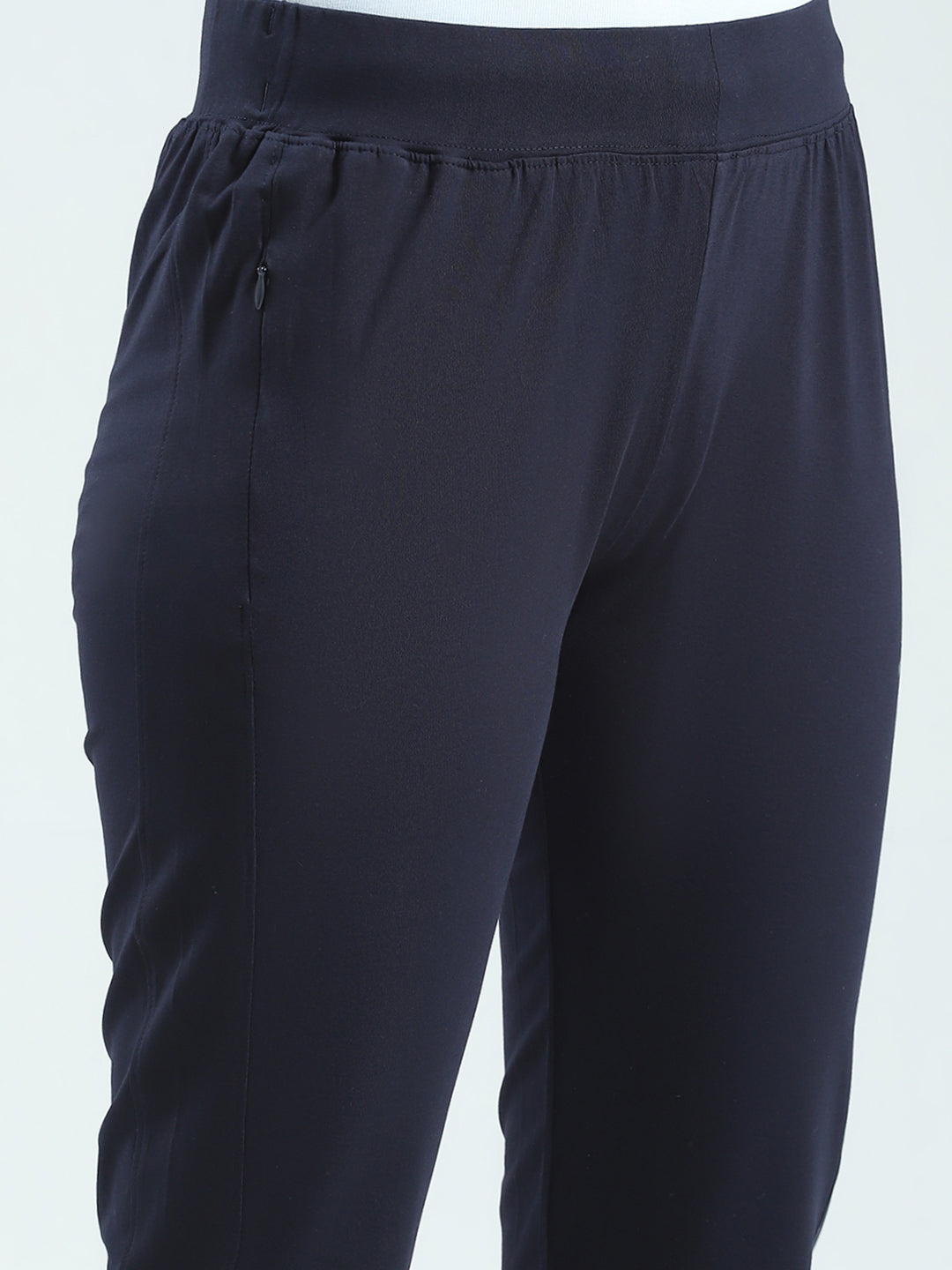 Women Navy Blue Solid Regular Fit Capri