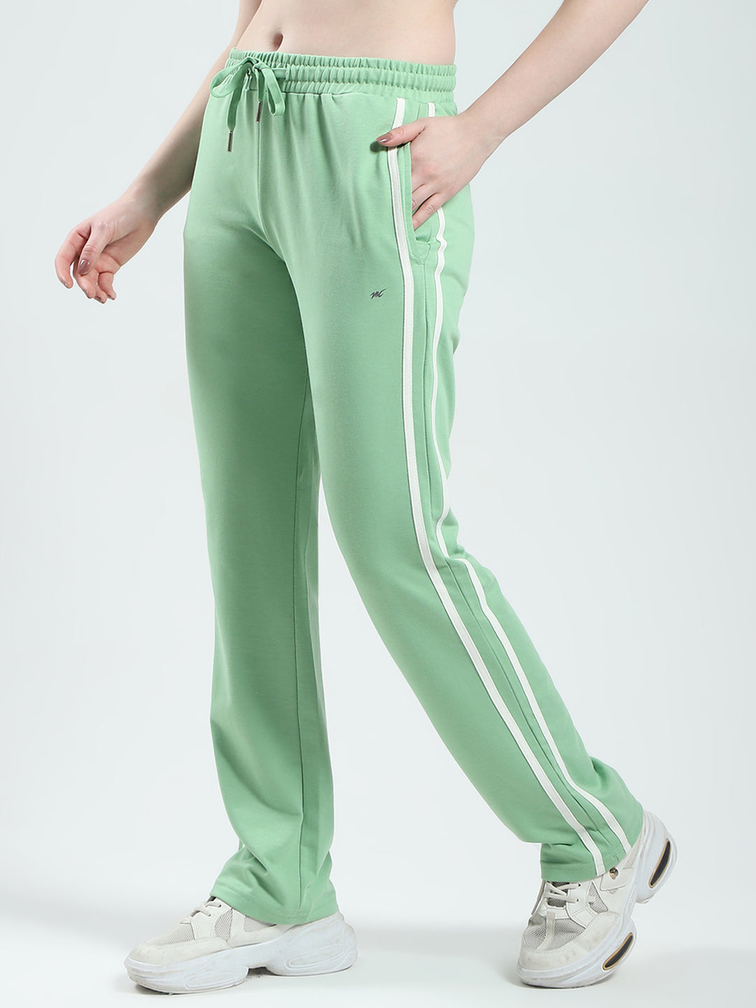 Women Green Solid Regular Fit Lower