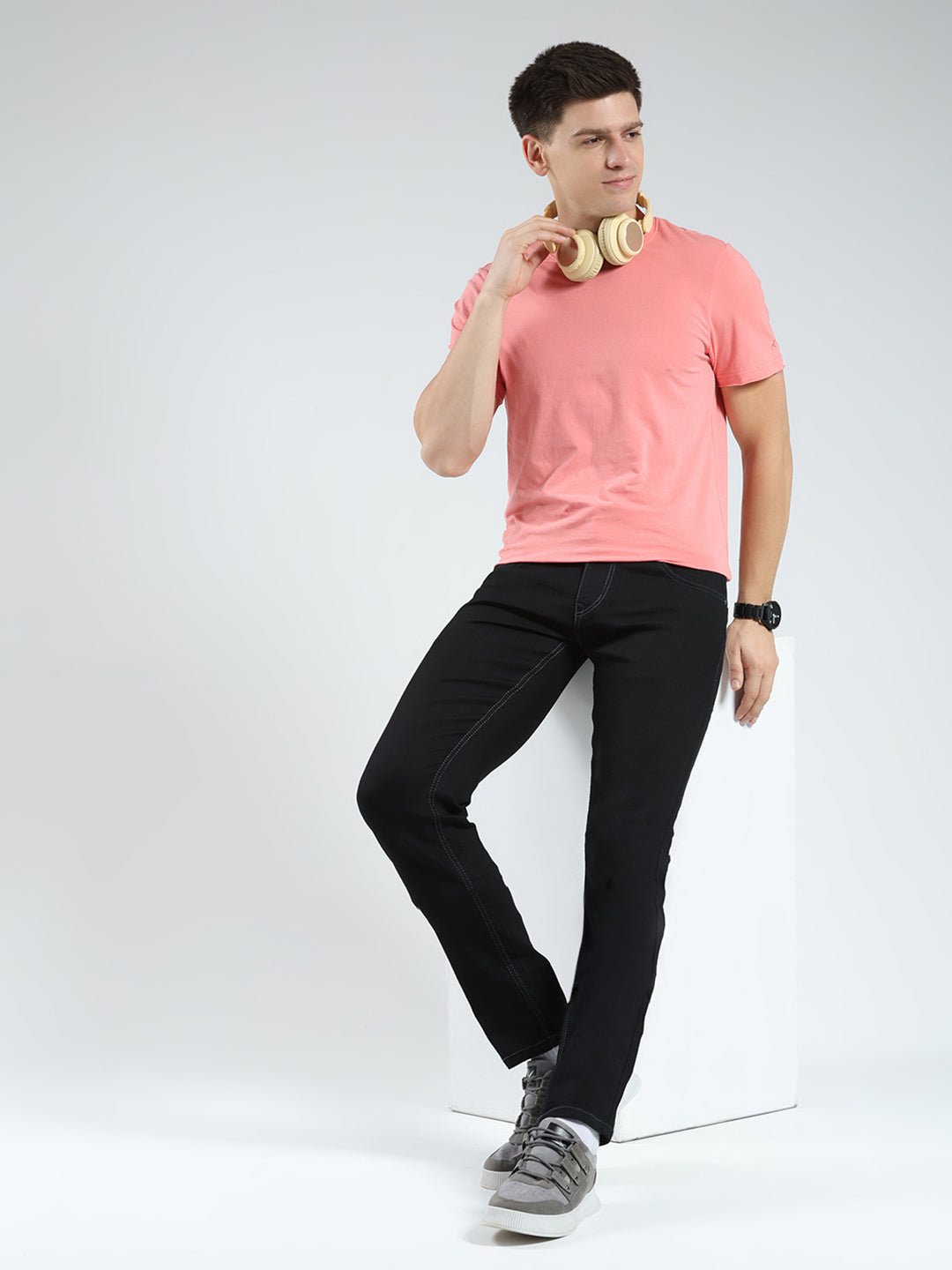 Men Black Solid Regular Fit Denim