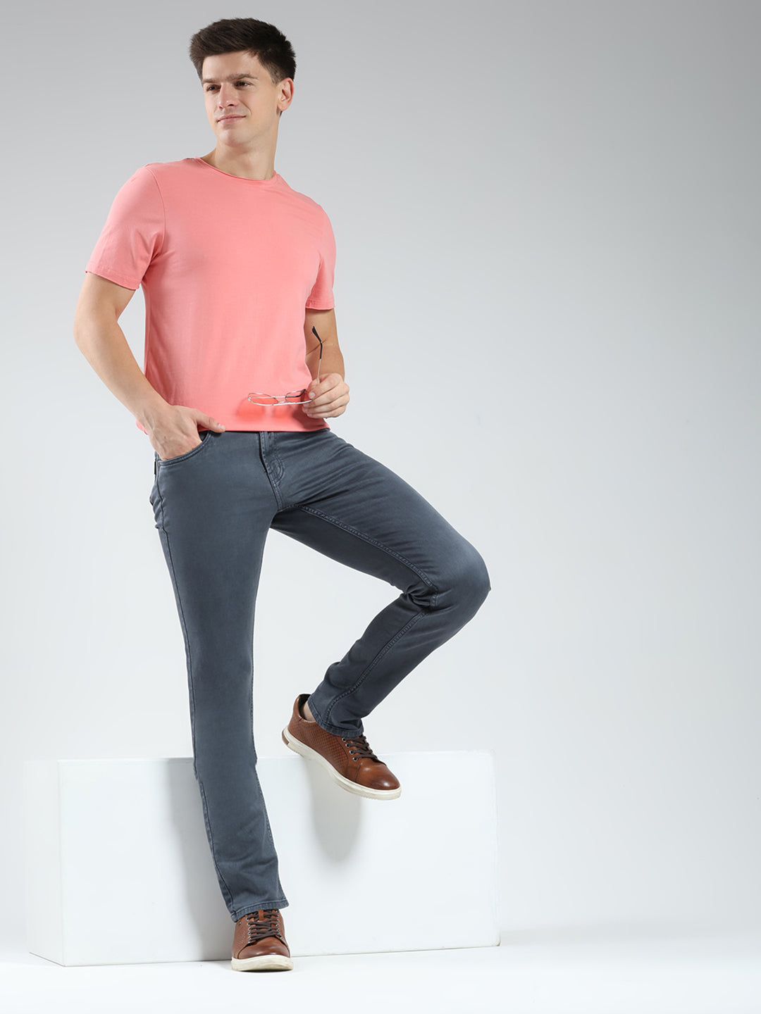Men Grey Solid Regular Fit Denim