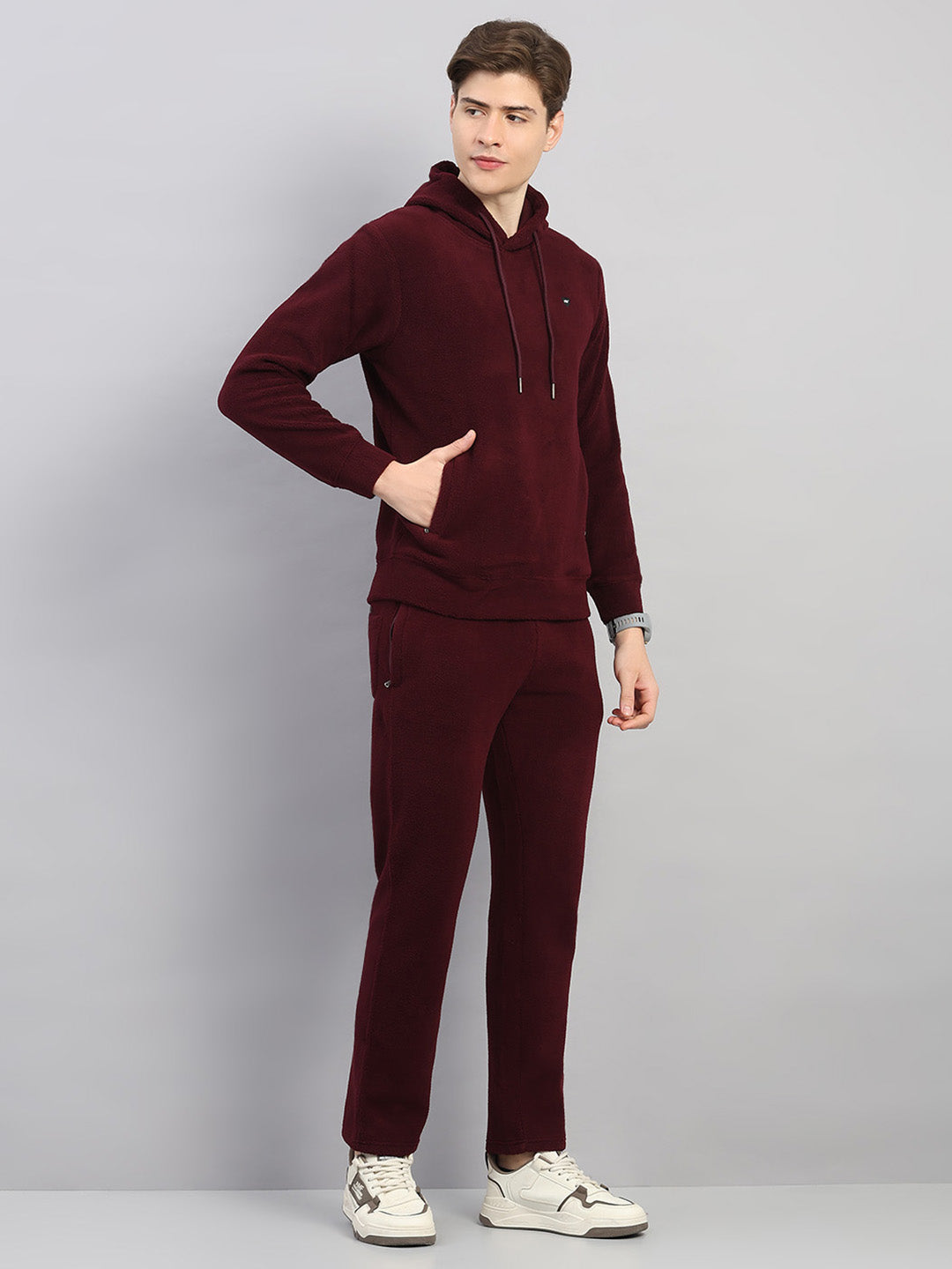 Men Maroon Solid Hooded Full Sleeve Winter Tracksuit