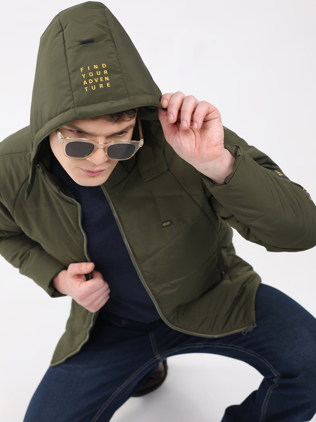 Men Olive Solid Hooded Full Sleeve Jacket
