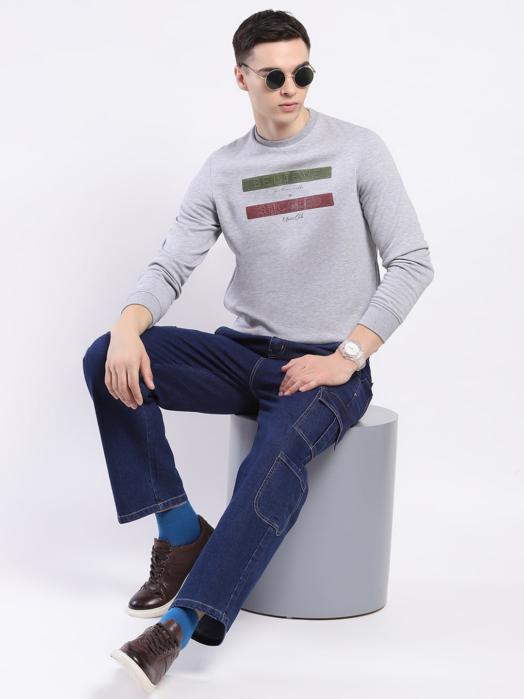 Men Grey Solid Round Neck Full Sleeve Sweatshirt