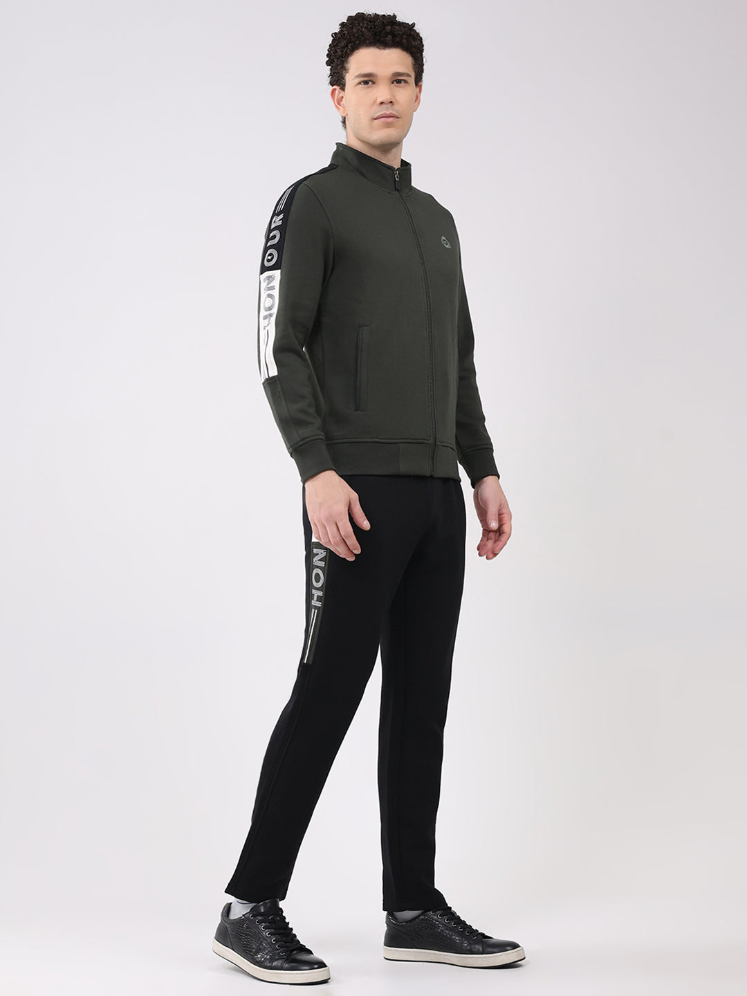 Men Olive Printed Collar Full Sleeve Winter Tracksuit