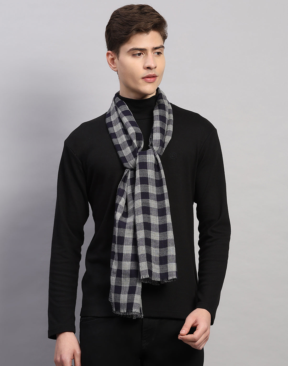 Men Multicolor Self Design Wool Muffler