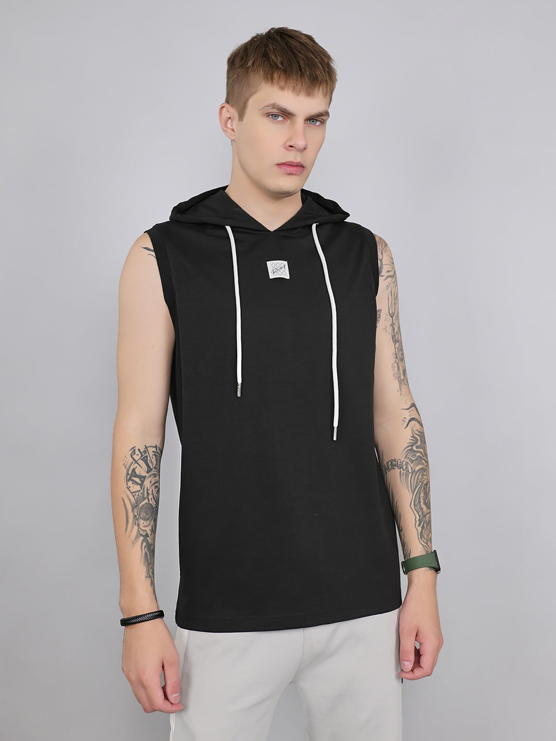 Rock.it Men Black Solid Hooded Sleeveless T-Shirt