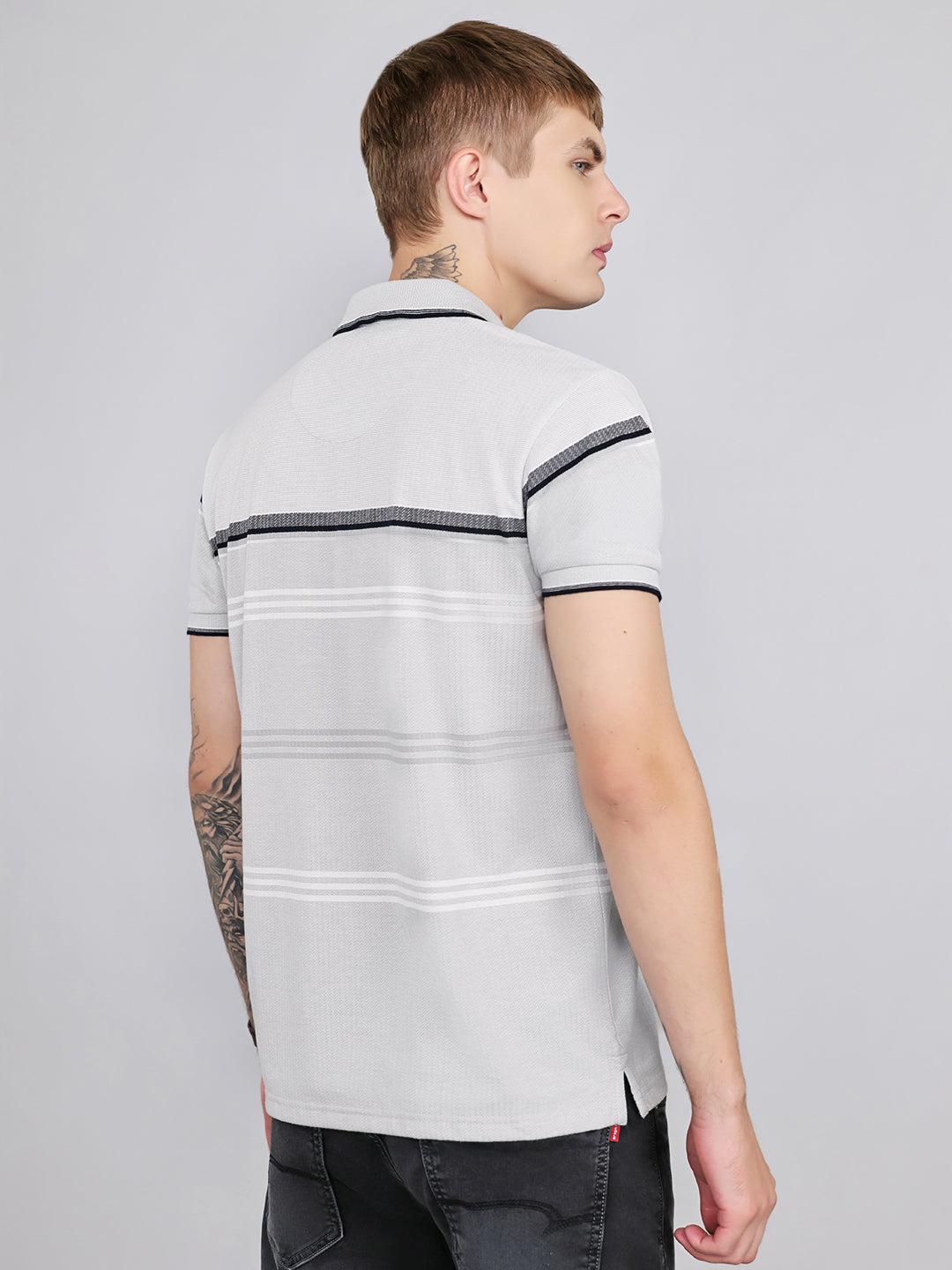 Men White Stripe Collar Half Sleeve T-Shirt