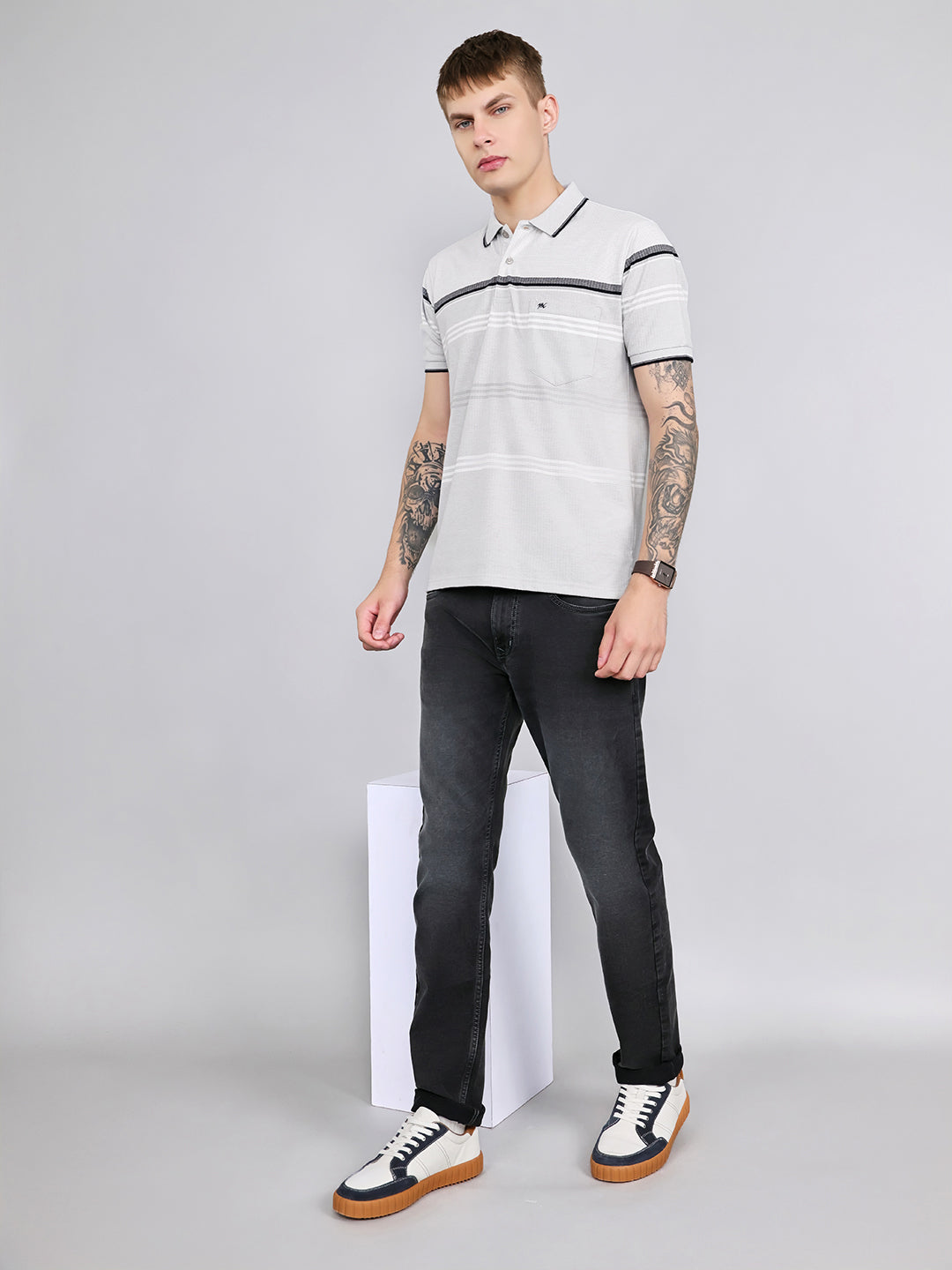Men White Stripe Collar Half Sleeve T-Shirt