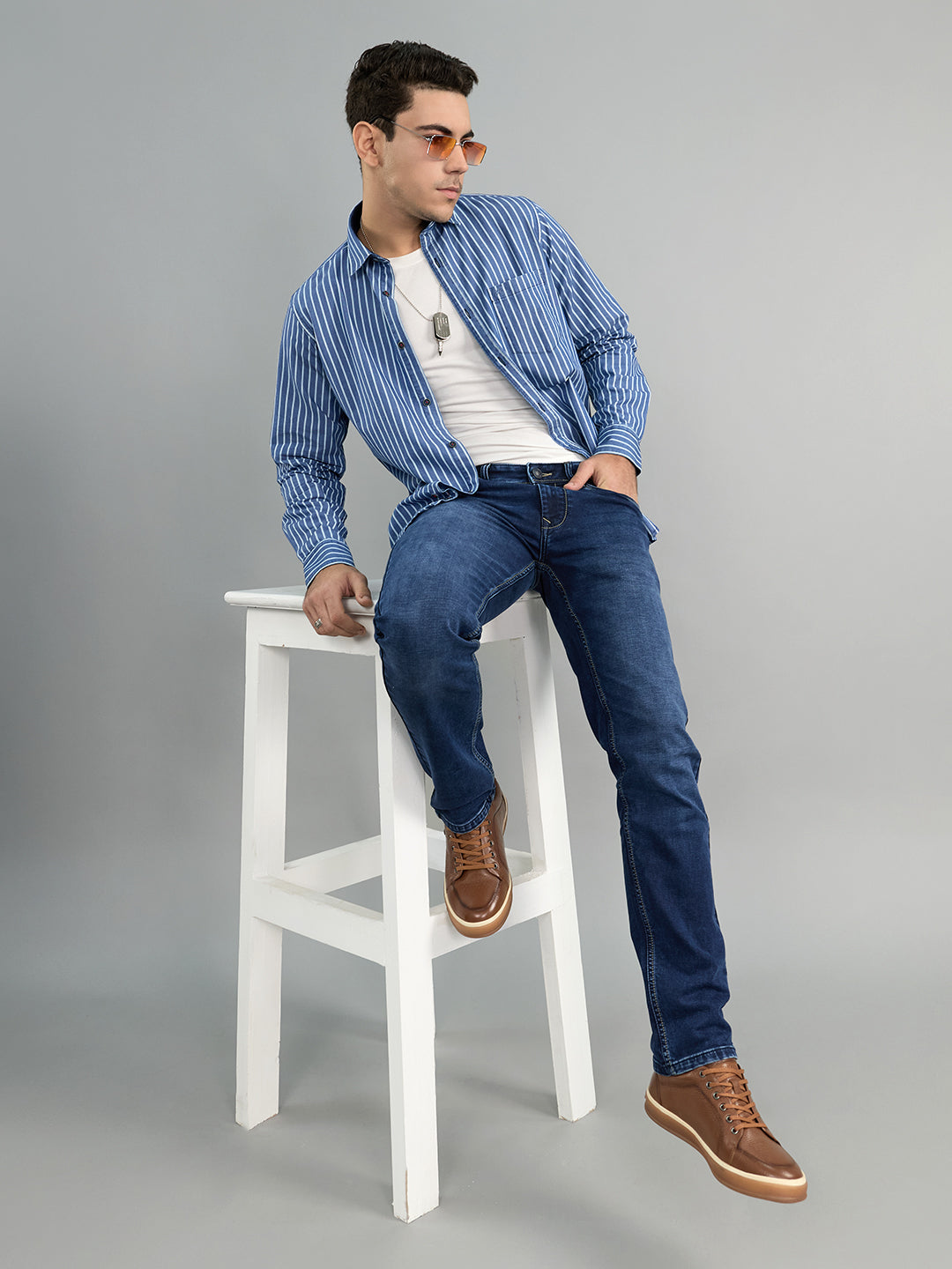 Men Blue Stripe Collar Full Sleeve Shirt