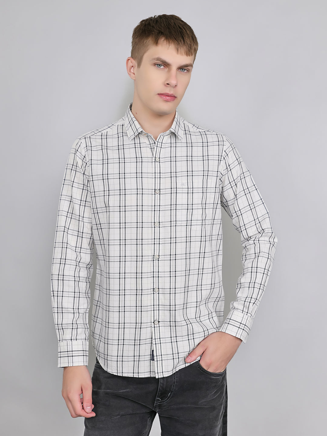 Men White Check Collar Full Sleeve Shirt