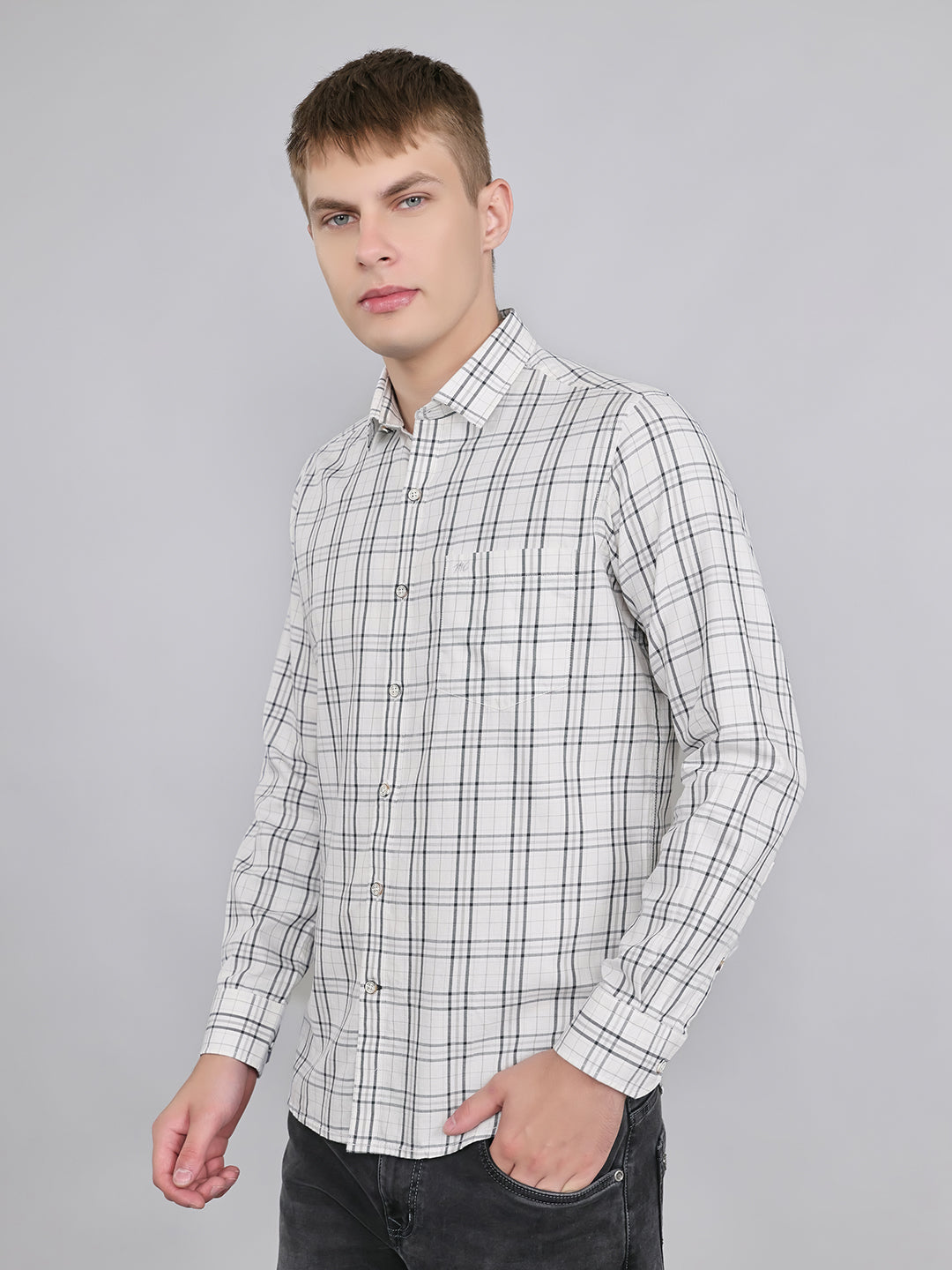 Men White Check Collar Full Sleeve Shirt