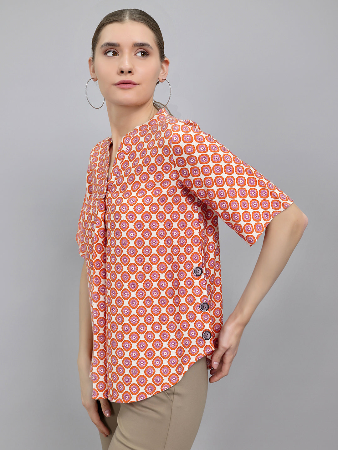 Women Orange Printed V Neck 3/4th Sleeve Top