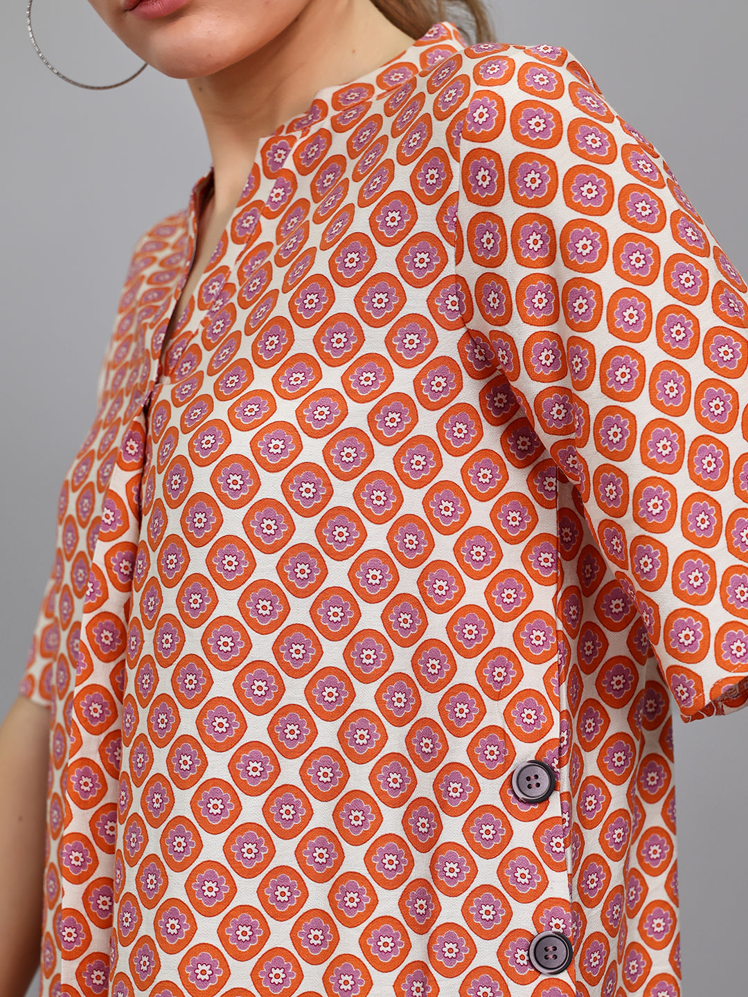 Women Orange Printed V Neck 3/4th Sleeve Top