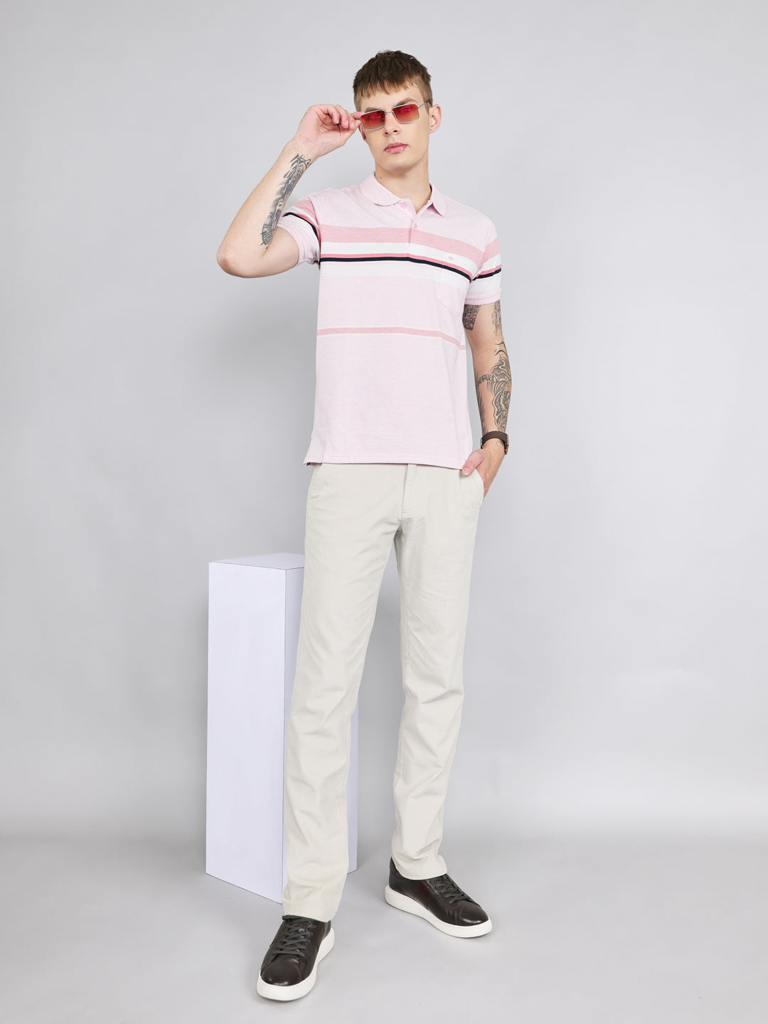 Men Pink Stripe Collar Half Sleeve T-Shirt