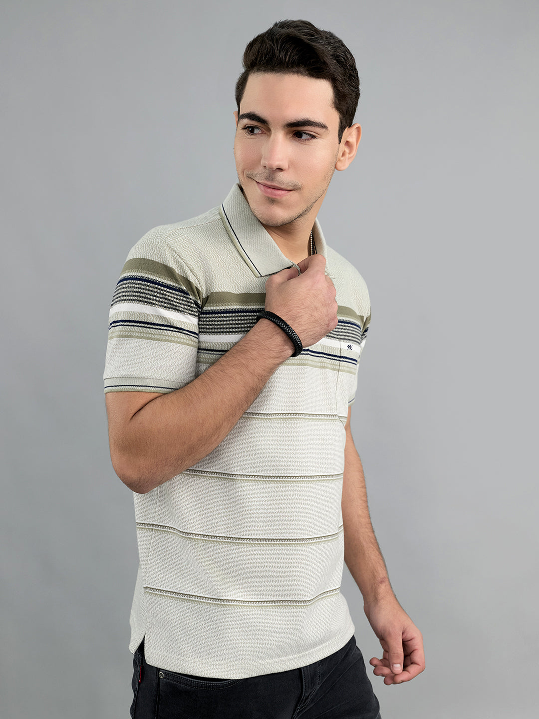 Men Olive Stripe Collar Half Sleeve T-Shirt