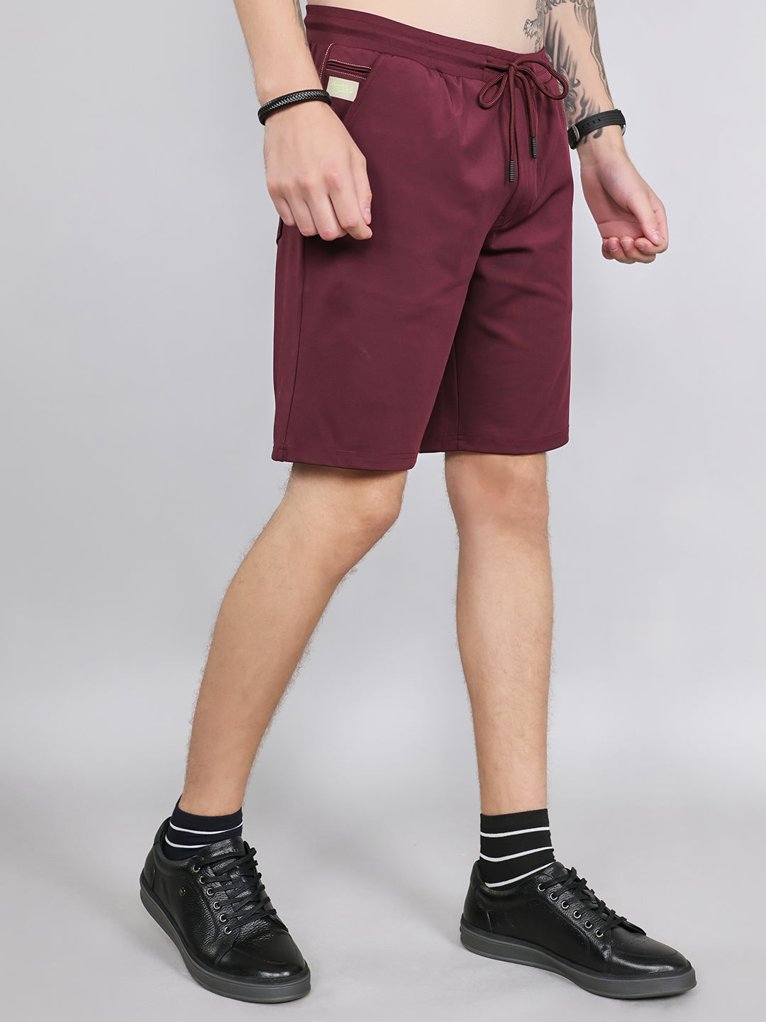 Men Maroon Solid Smart Fit Bermuda