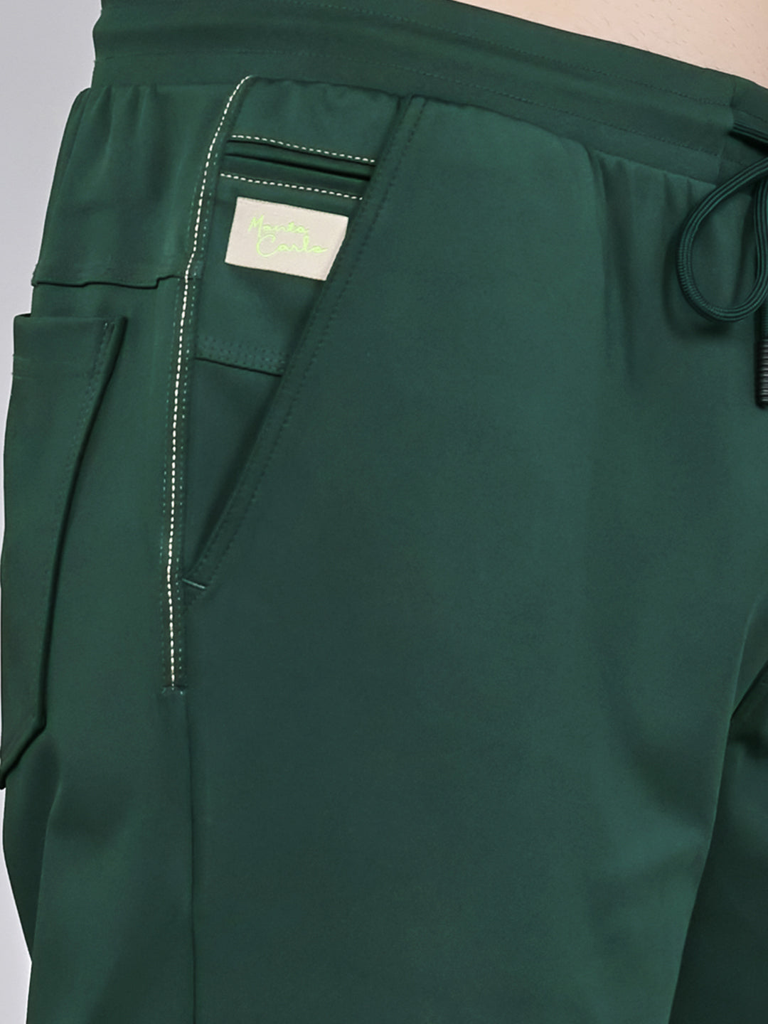 Men Green Plain Smart Fit Bermuda