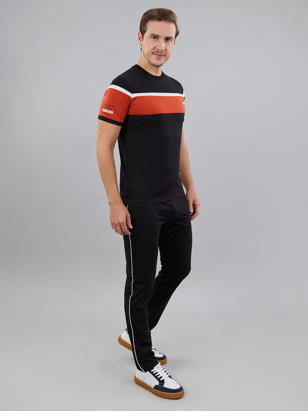 Men Black Solid Round Neck Half Sleeve Lower Set