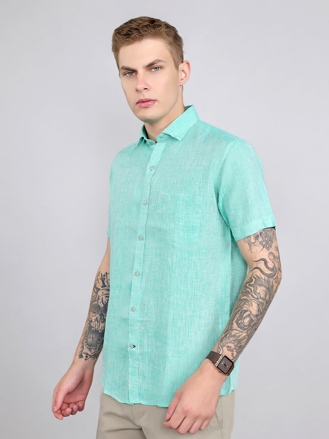 Men Green Solid Collar Half Sleeve Shirt