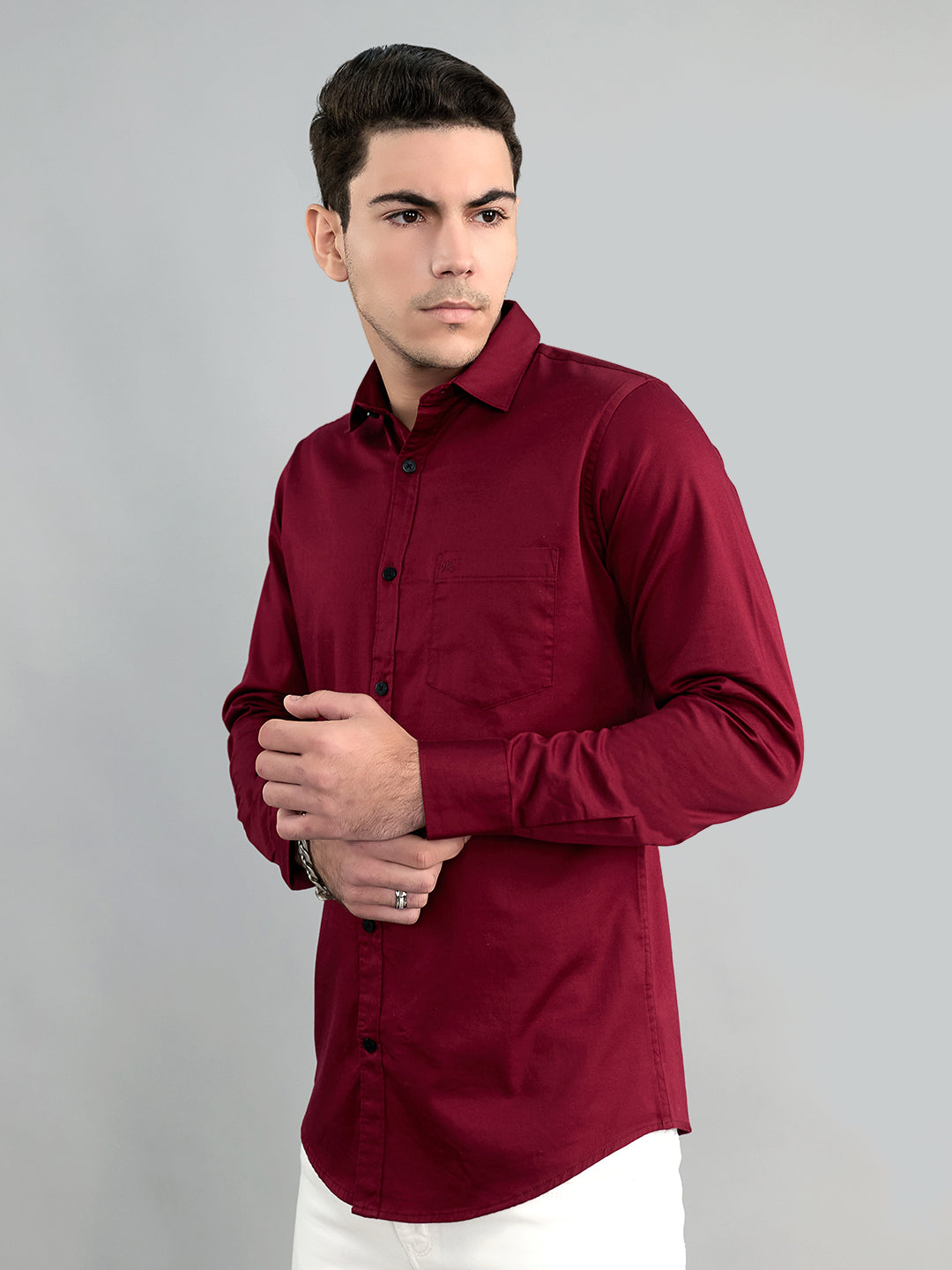 Men Maroon Solid Collar Full Sleeve Shirt