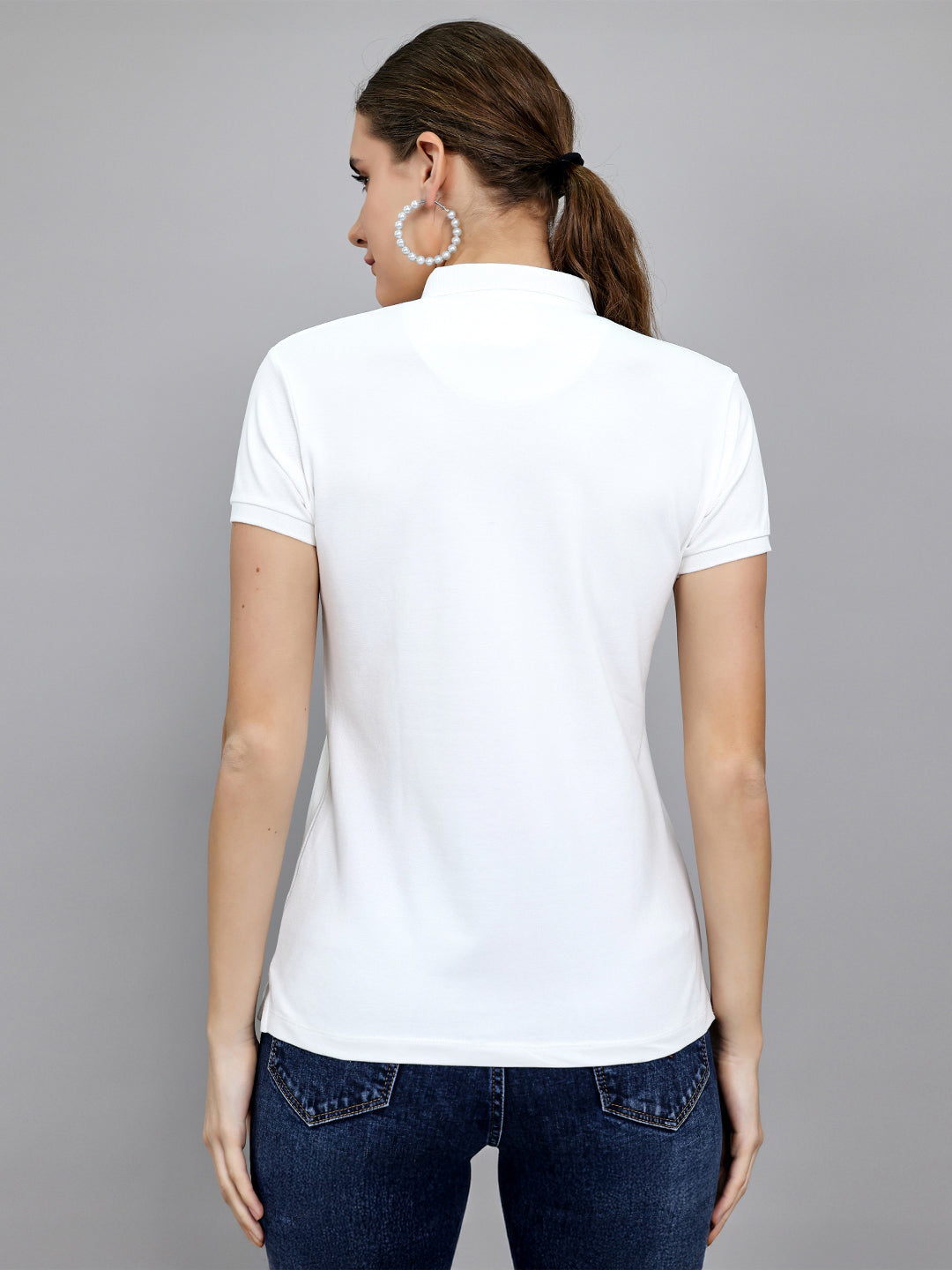 Women White Solid Collar Half Sleeve T-Shirt