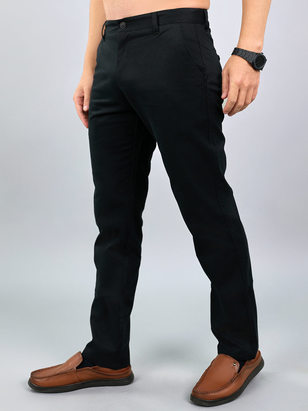 Men Black Solid Regular Fit Trouser