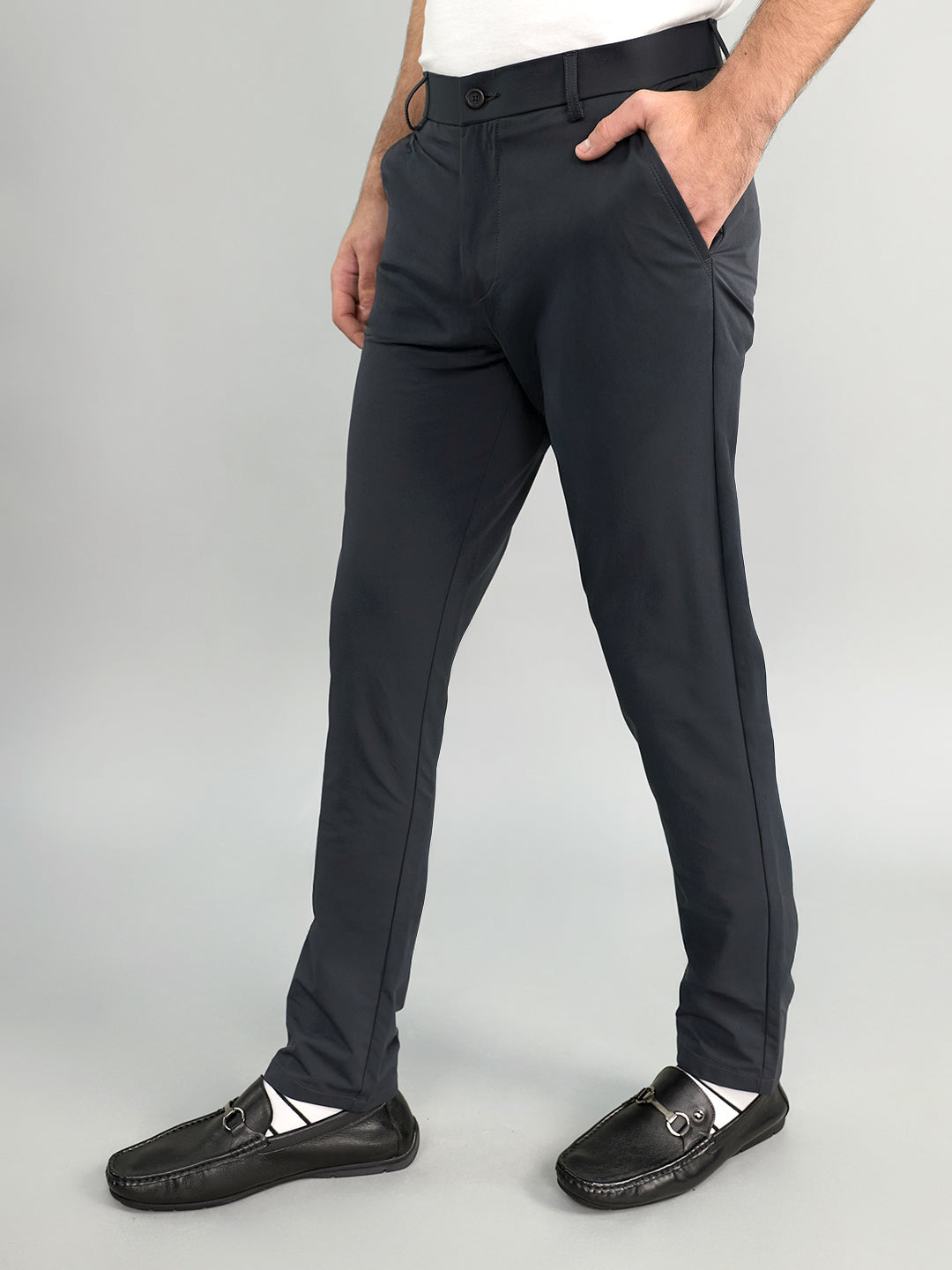 Men Grey Solid Slim Fit Trouser