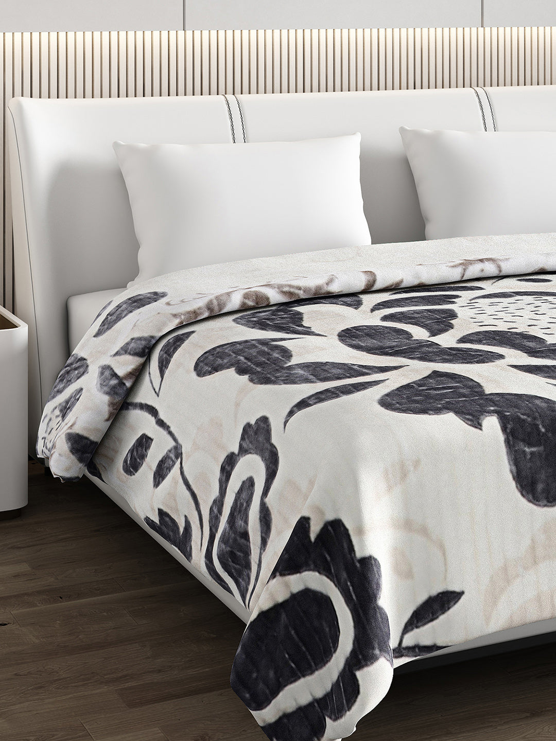 Printed Double Bed Blanket for Heavy Winter -3 Ply