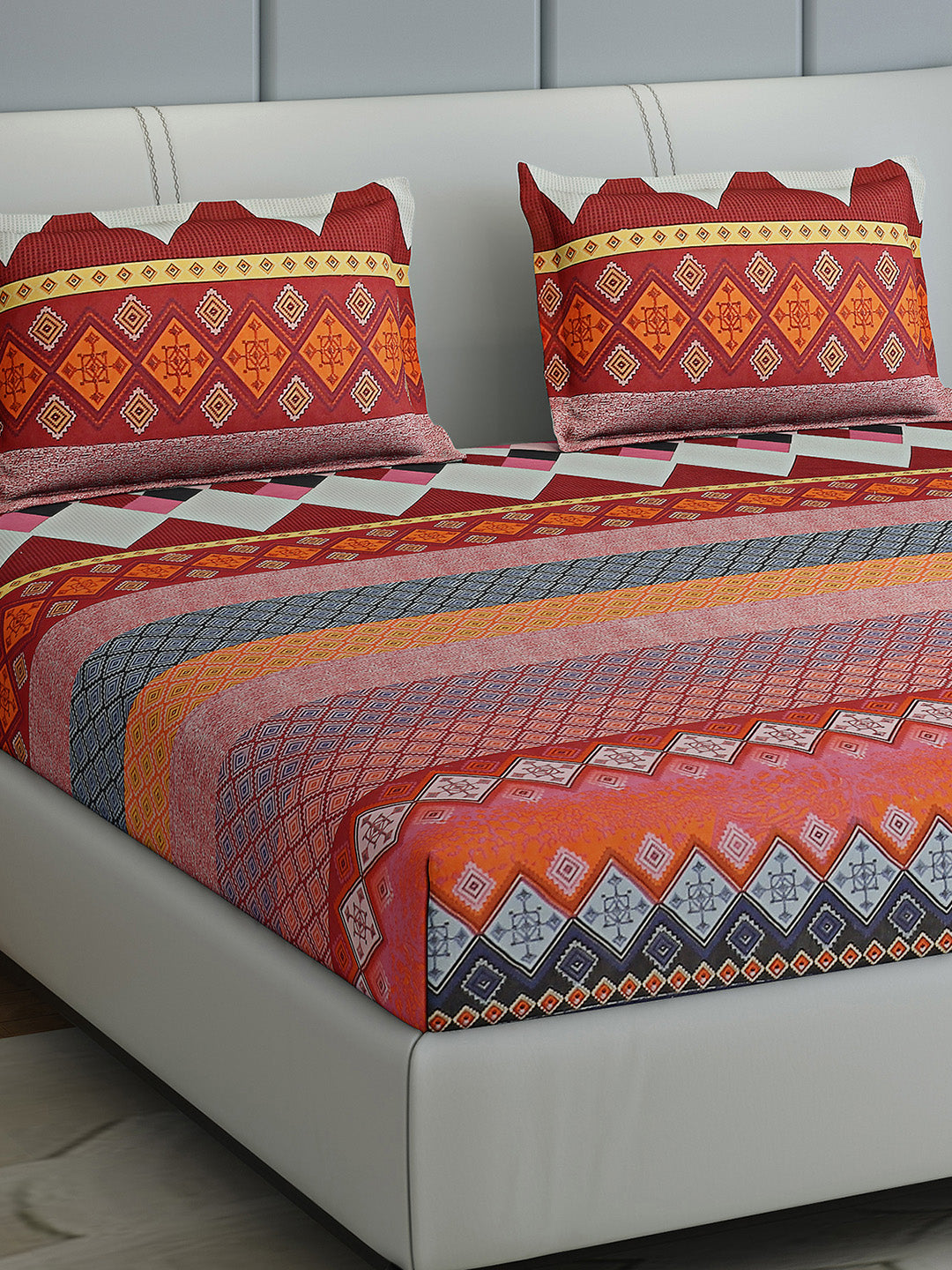 144 TC Cotton Double Bed 1 Bedsheet with 2 Pillow Covers (Fashnik)
