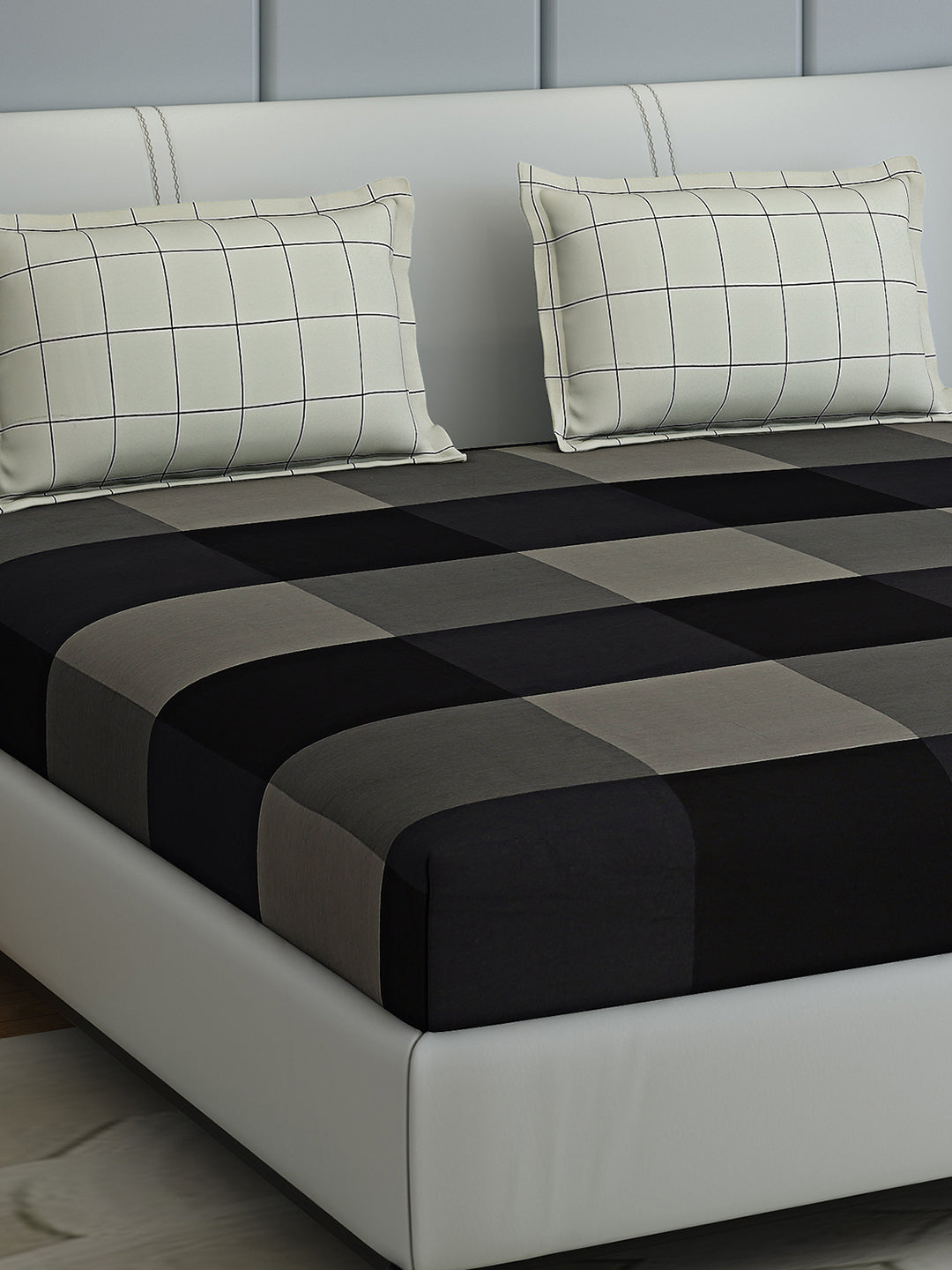 200 TC Cotton Double Bed 1 Bedsheet with 2 Pillow Covers (Ramona)