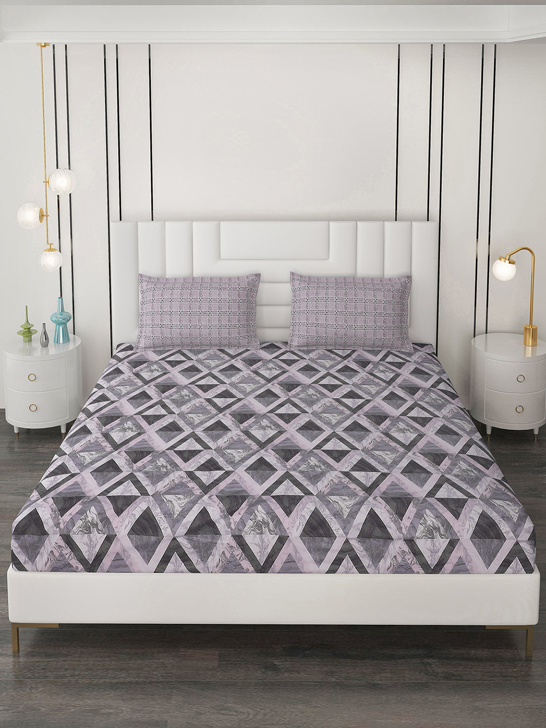 144 TC Cotton Double Bedsheet with 2 Pillow Covers